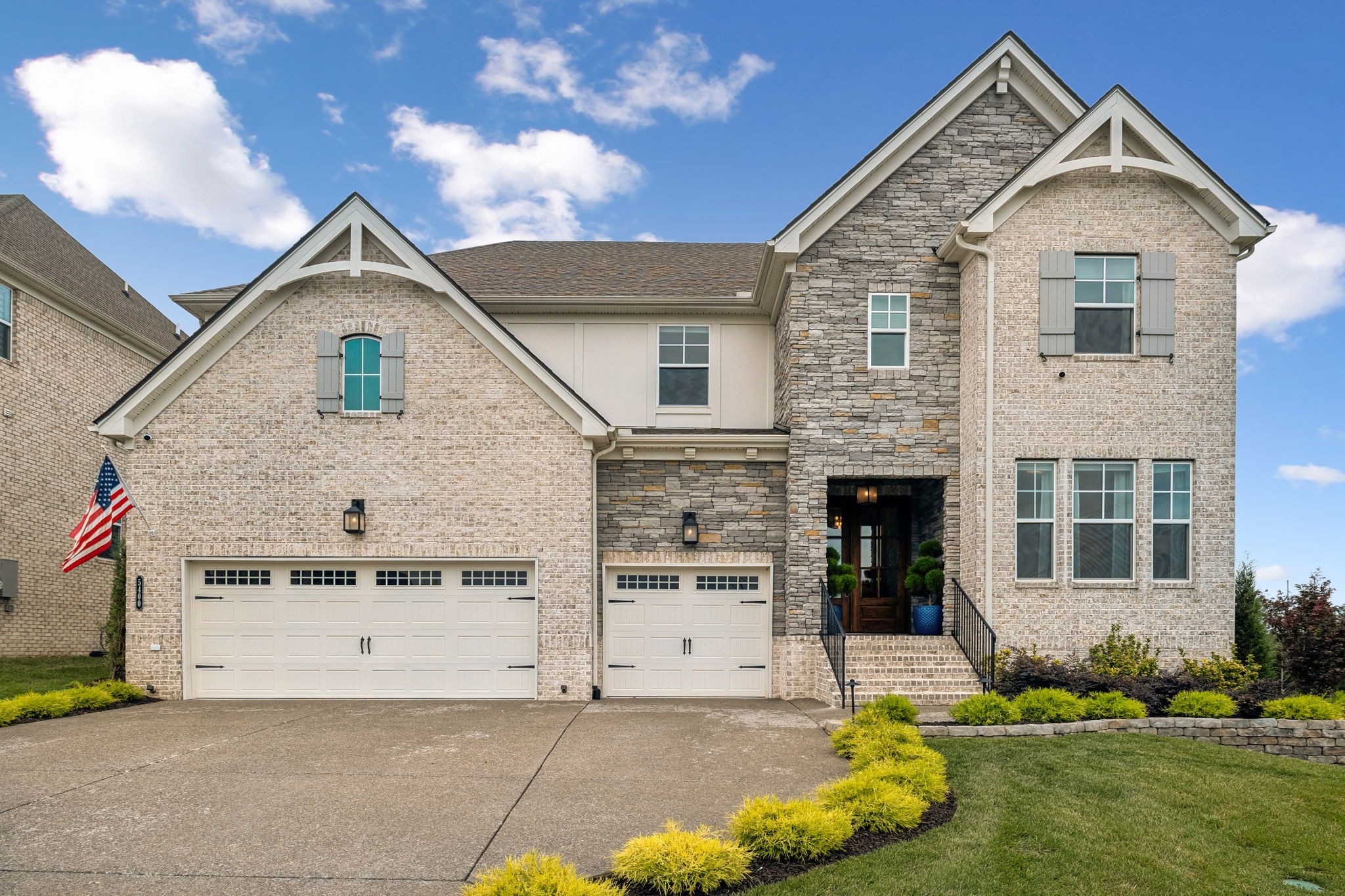 5400 Ayana Dr