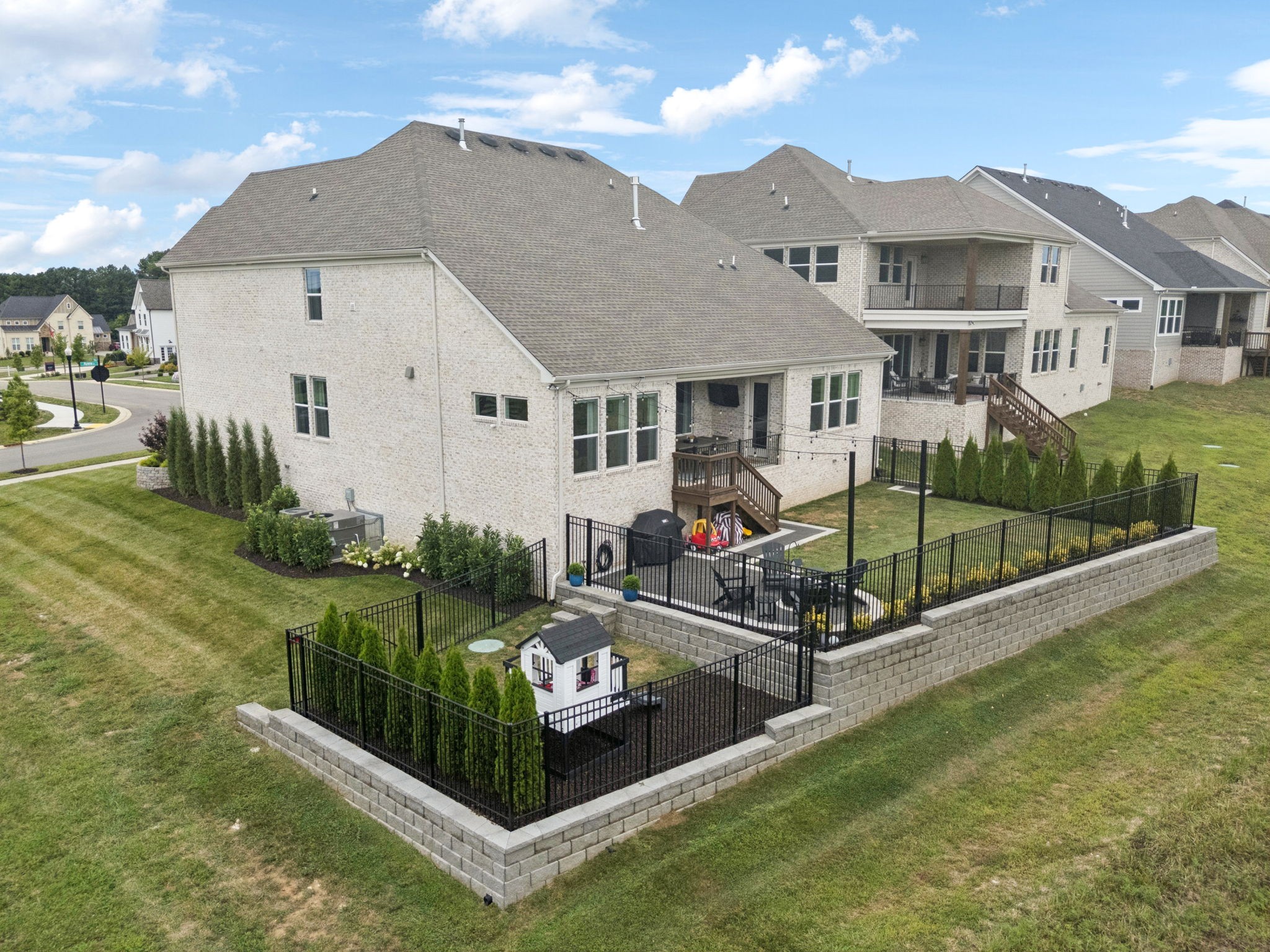 5400 Ayana Dr