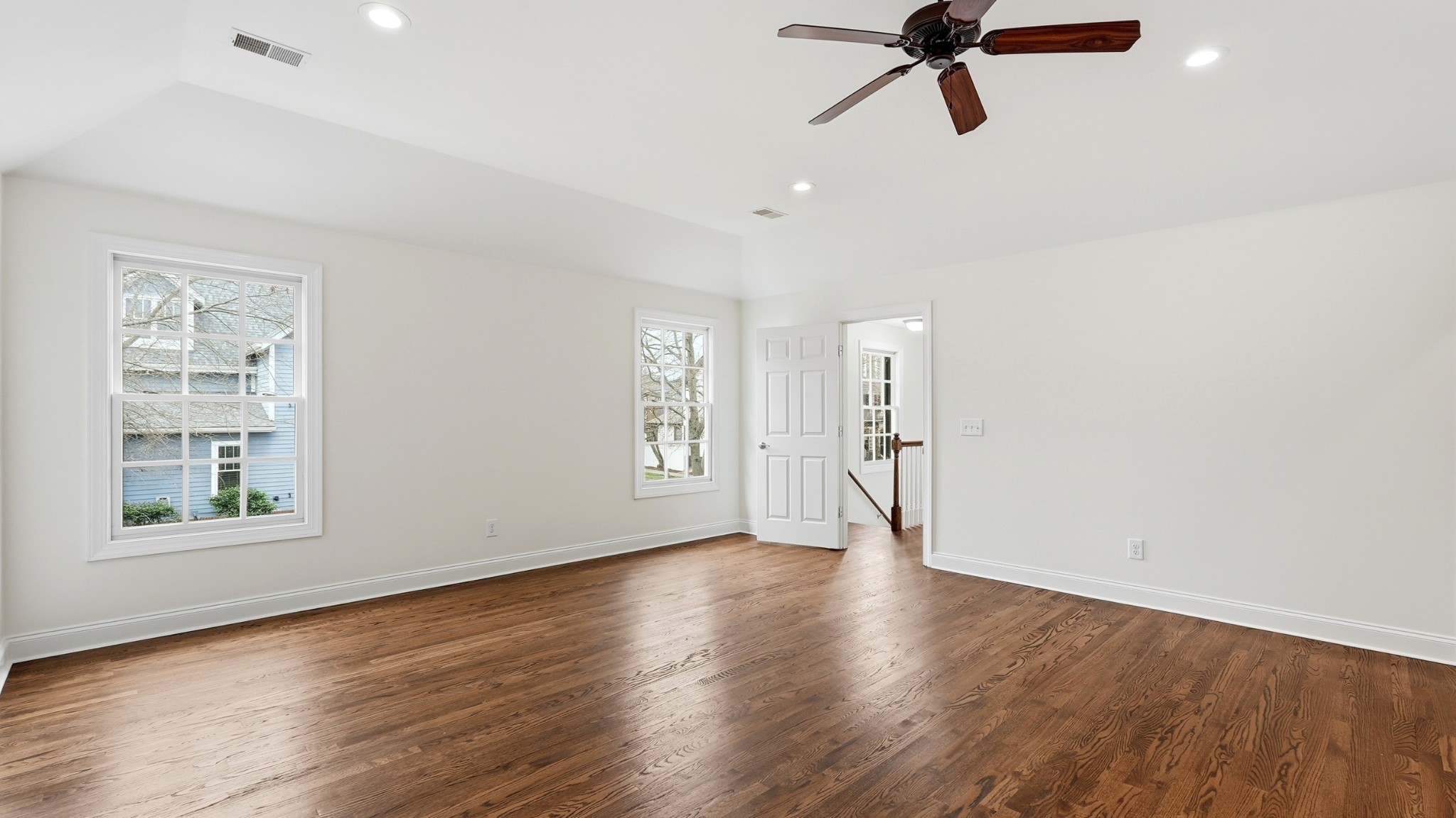 201 Acadia Ave
