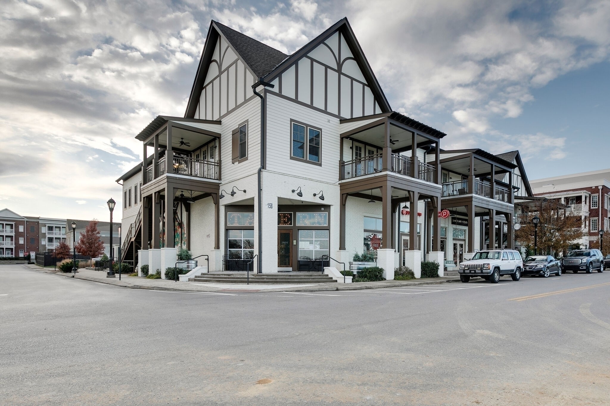 618 Stonewater Blvd