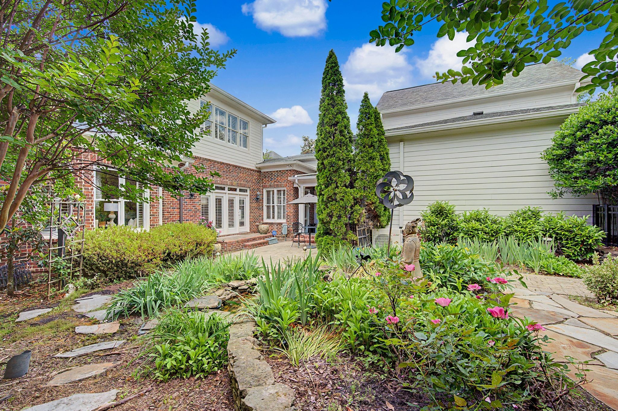 618 Stonewater Blvd