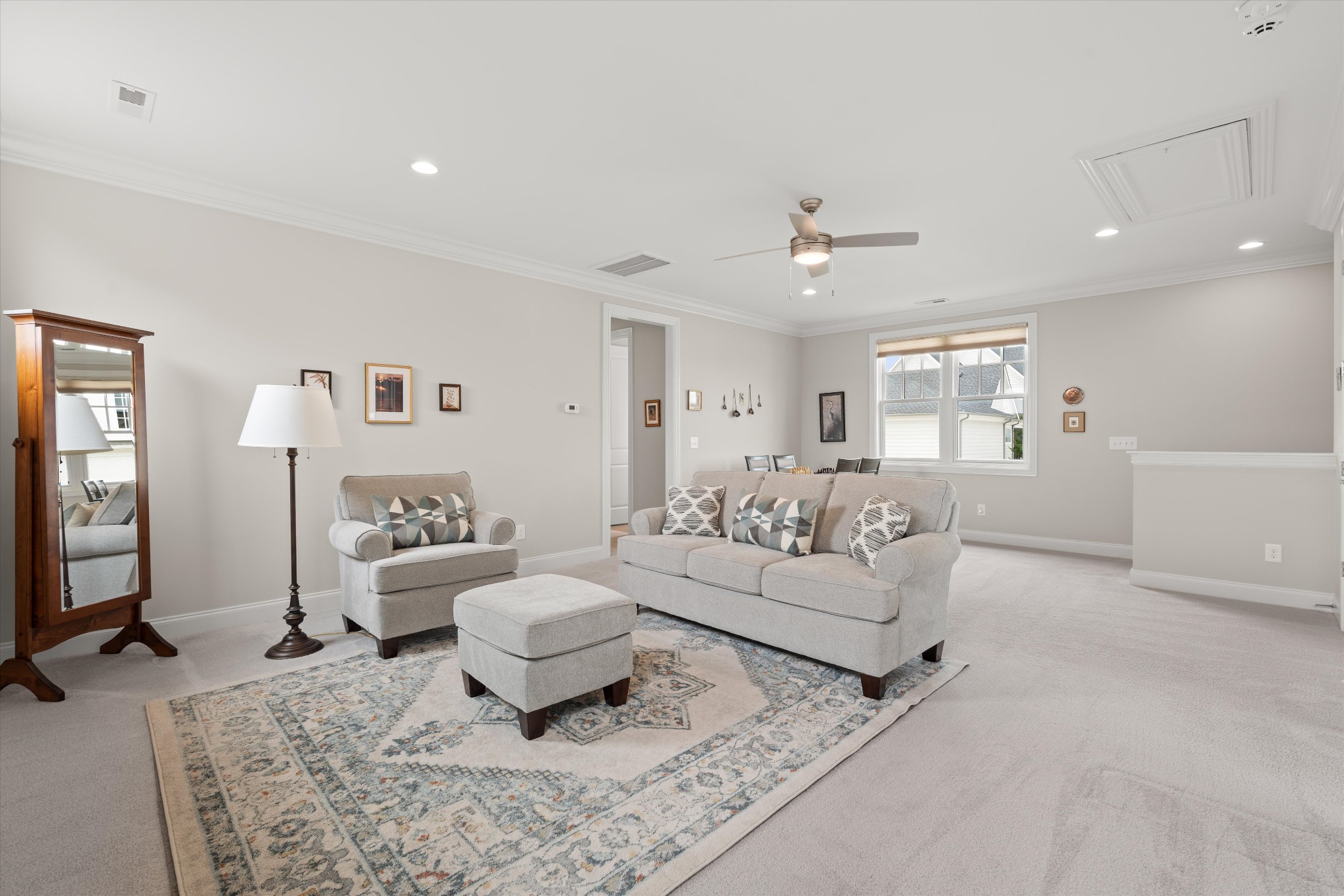 900 Horizon Dr