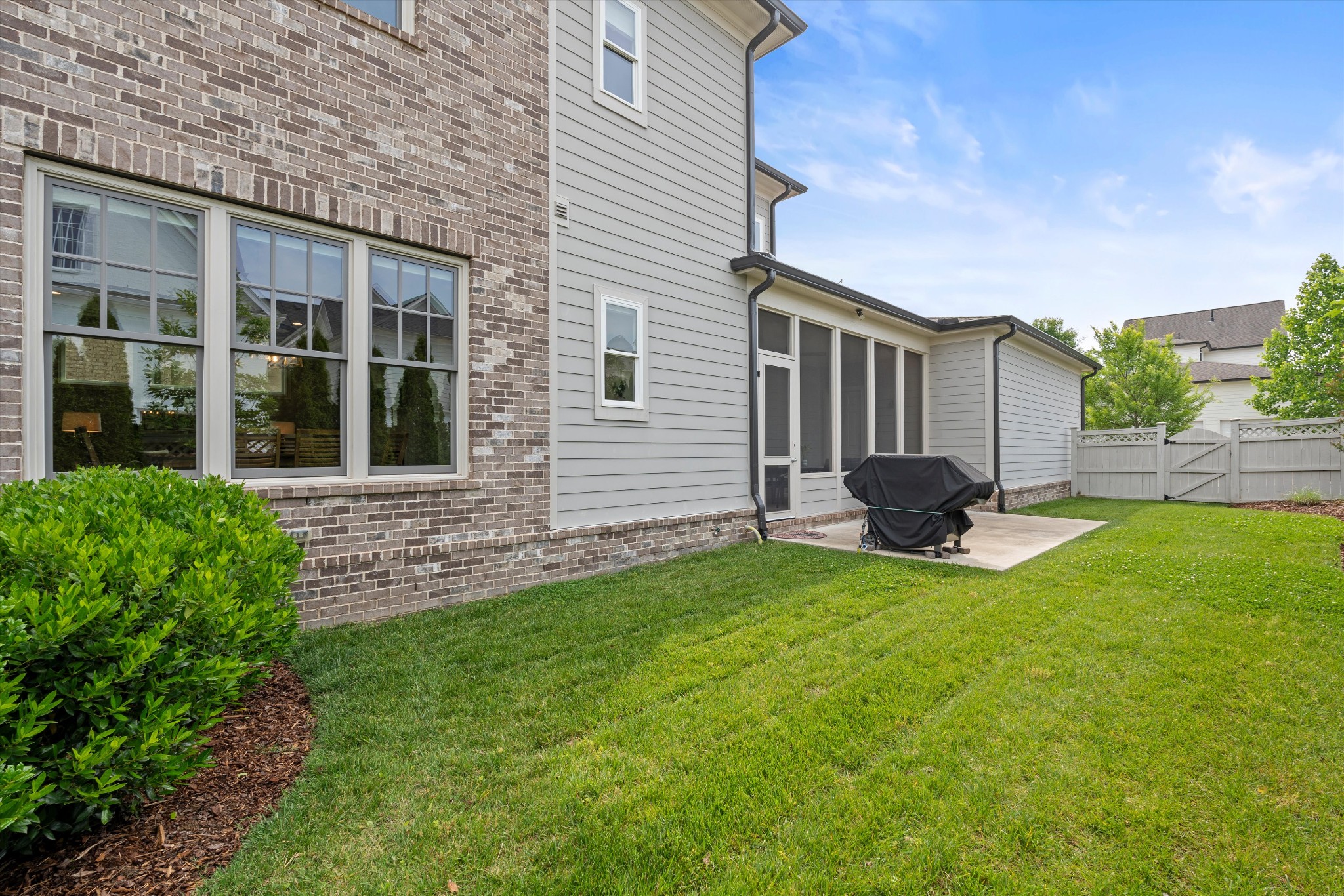 900 Horizon Dr