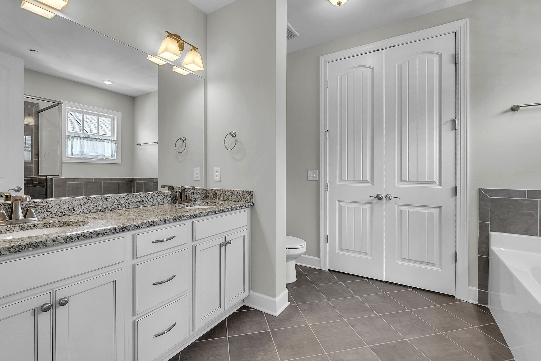 6030 Keats St Unit: 301