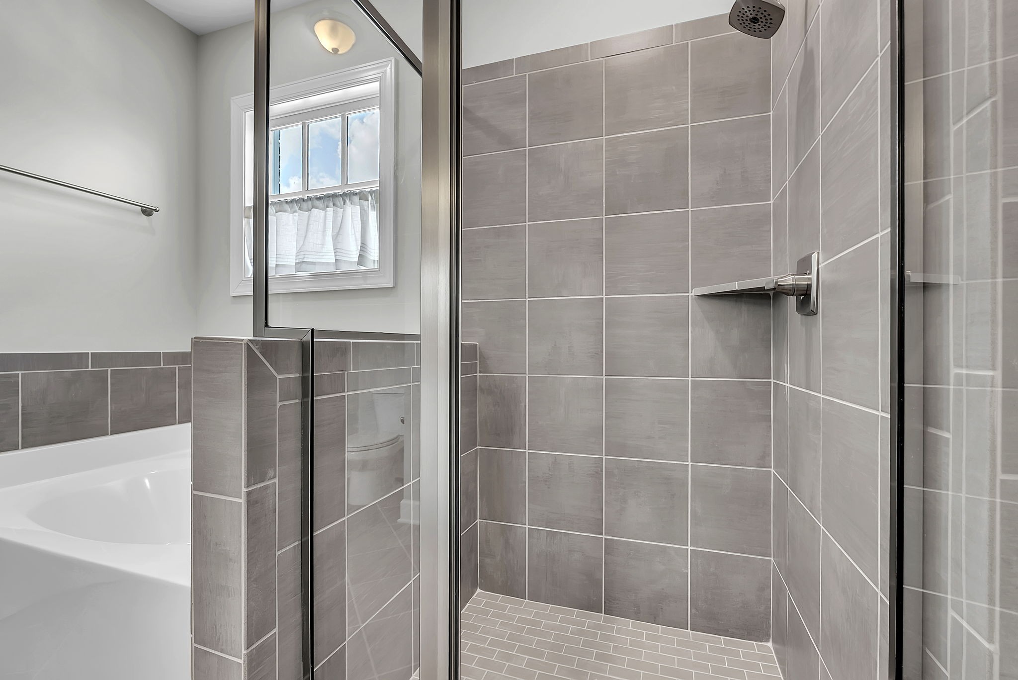 6030 Keats St Unit: 301