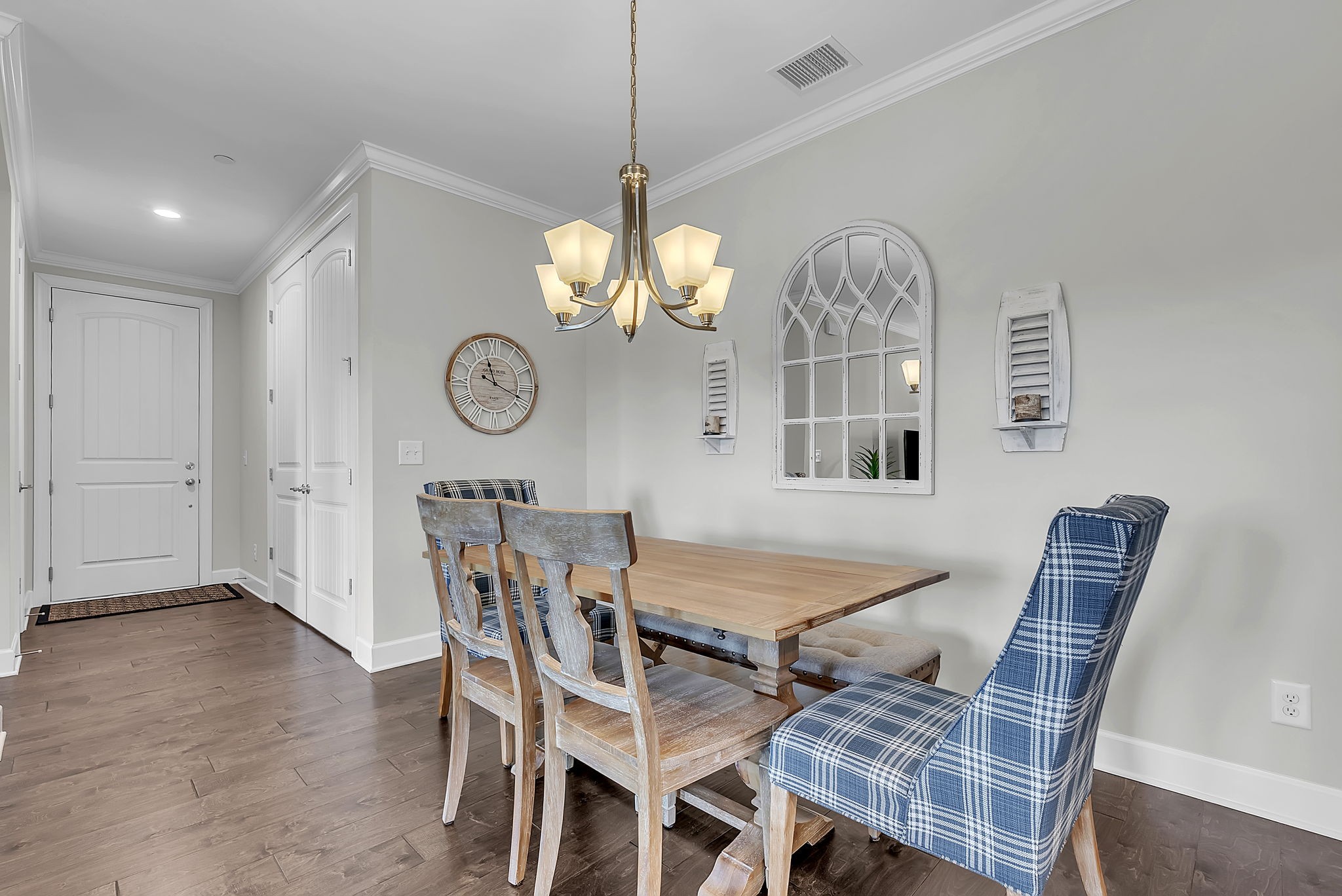 6030 Keats St Unit: 301