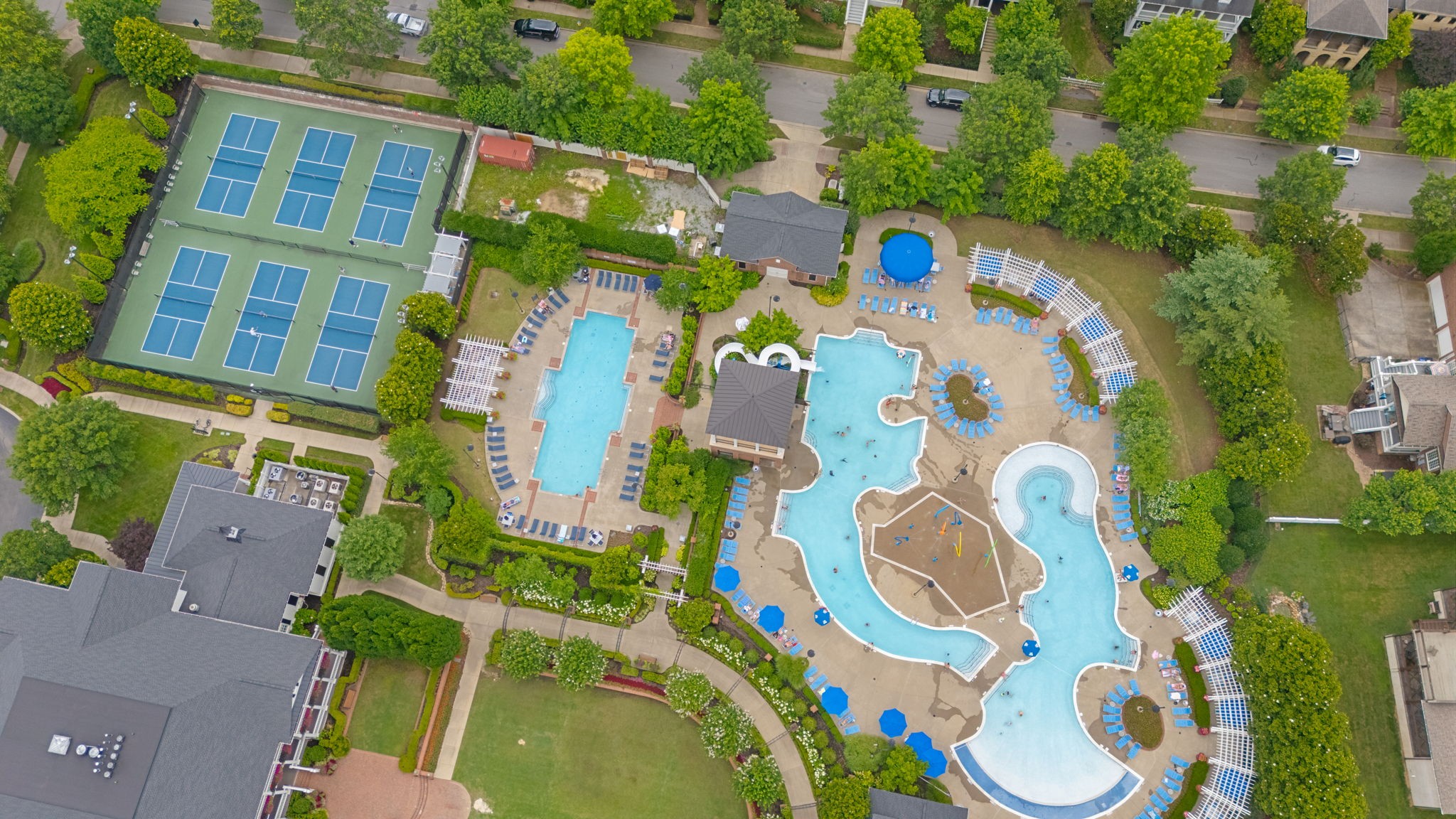 6030 Keats St Unit: 301