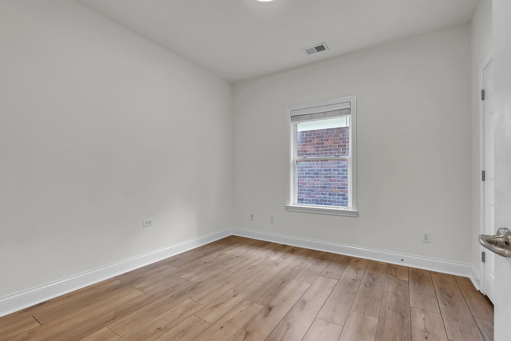 467 Wiregrass Ln