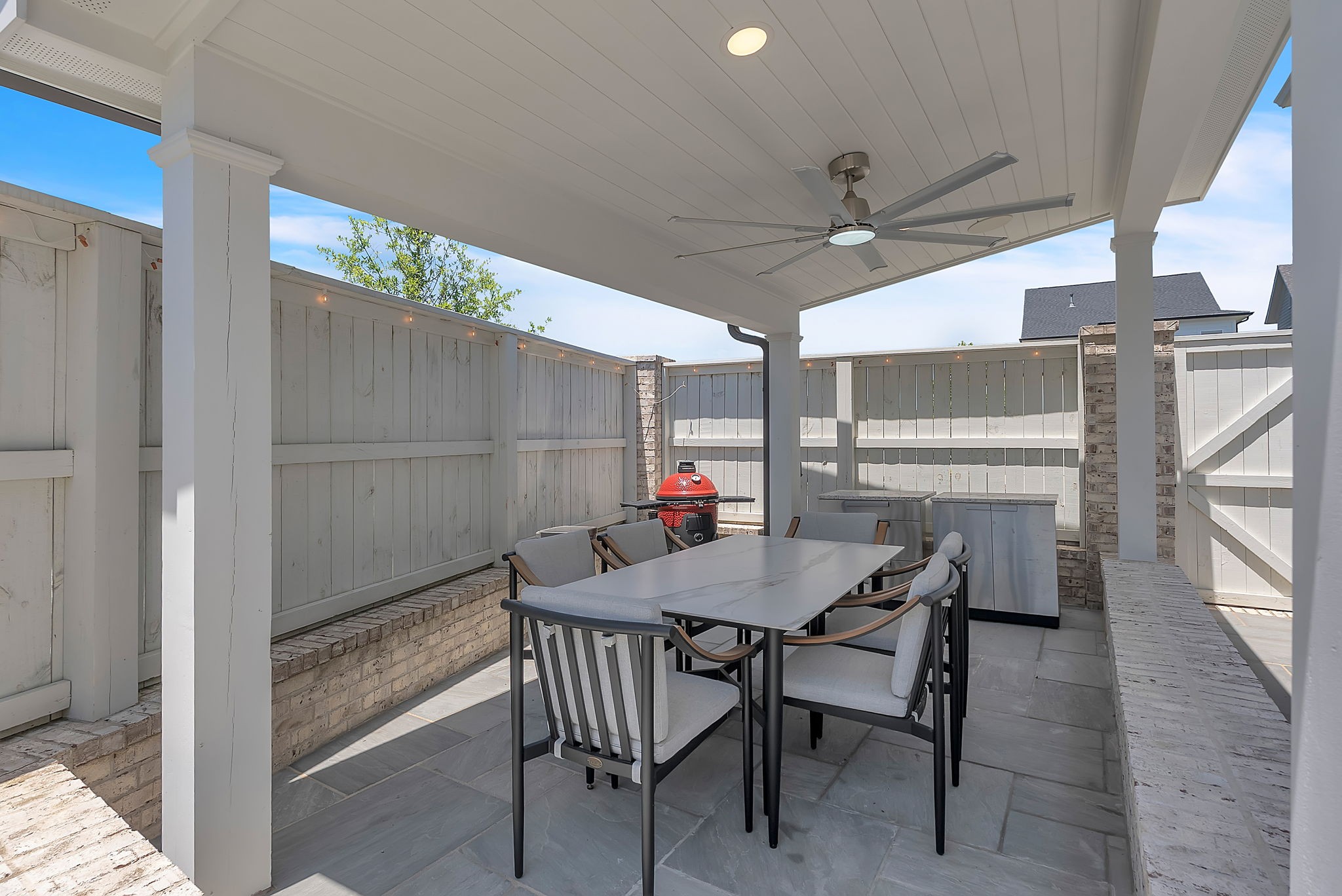 801 Horizon Dr