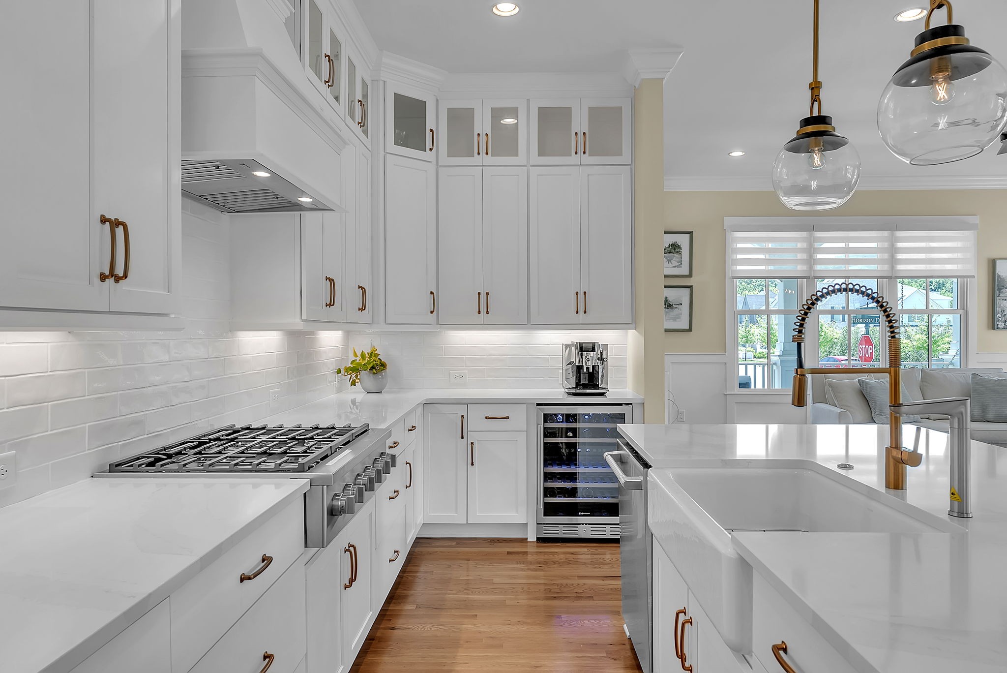 801 Horizon Dr