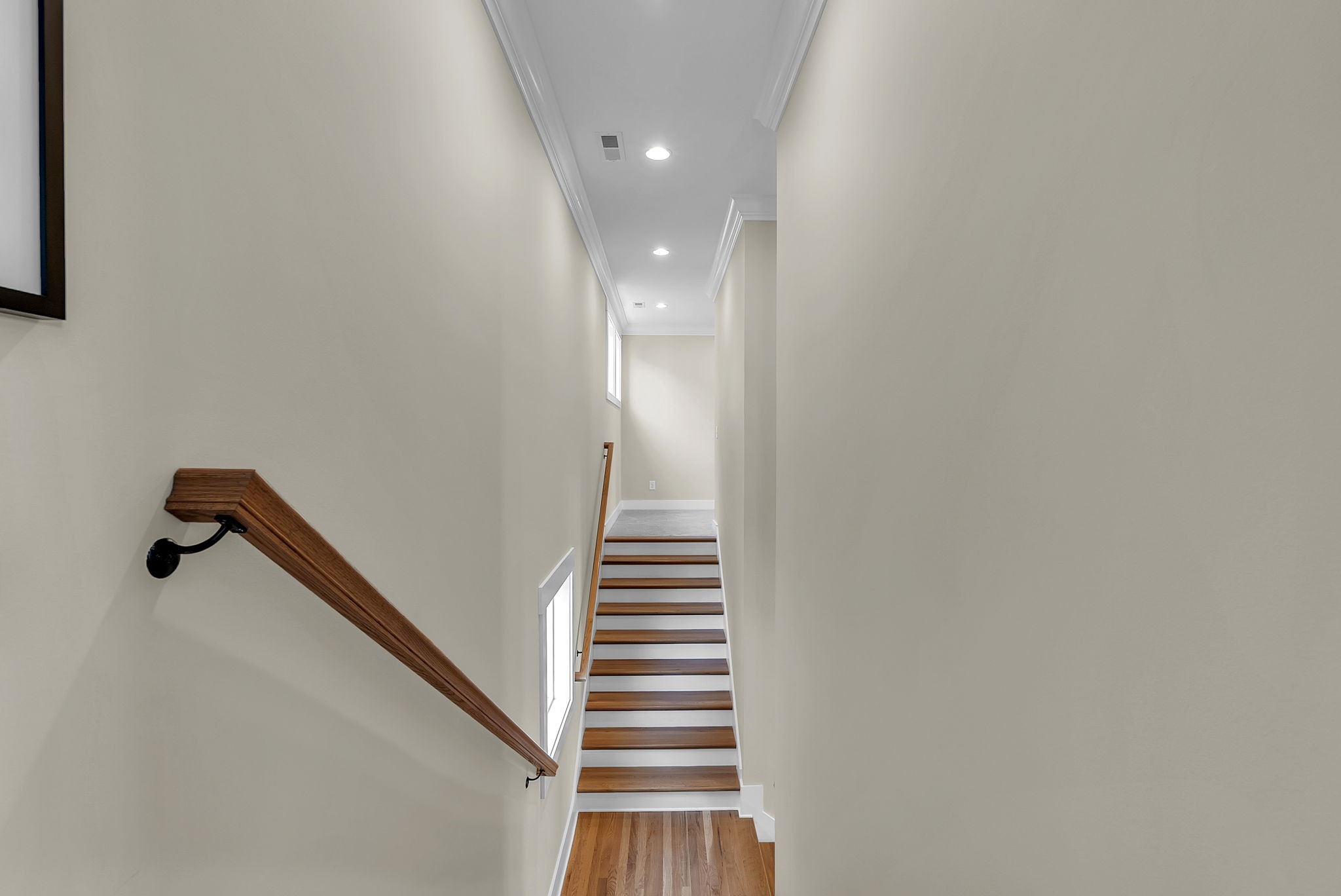 801 Horizon Dr