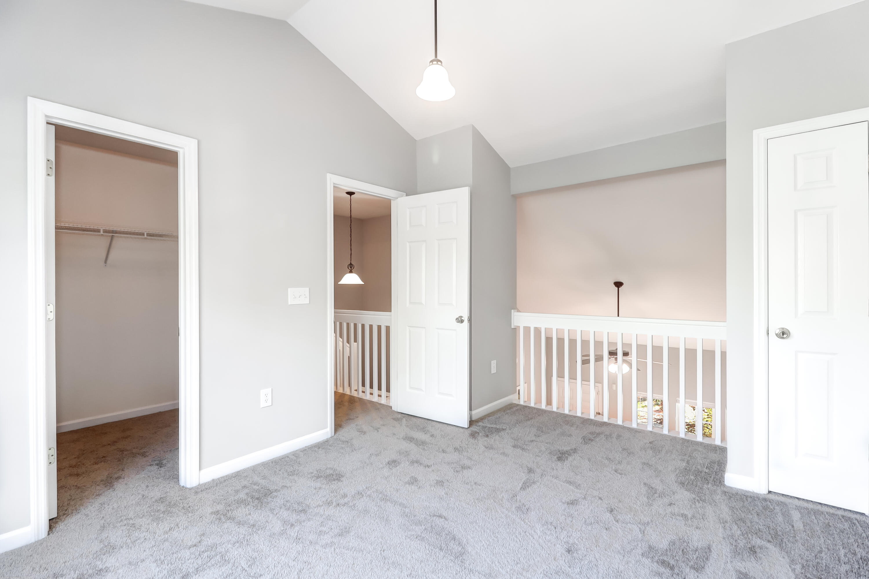 100 Yellow Hawthorn Circle