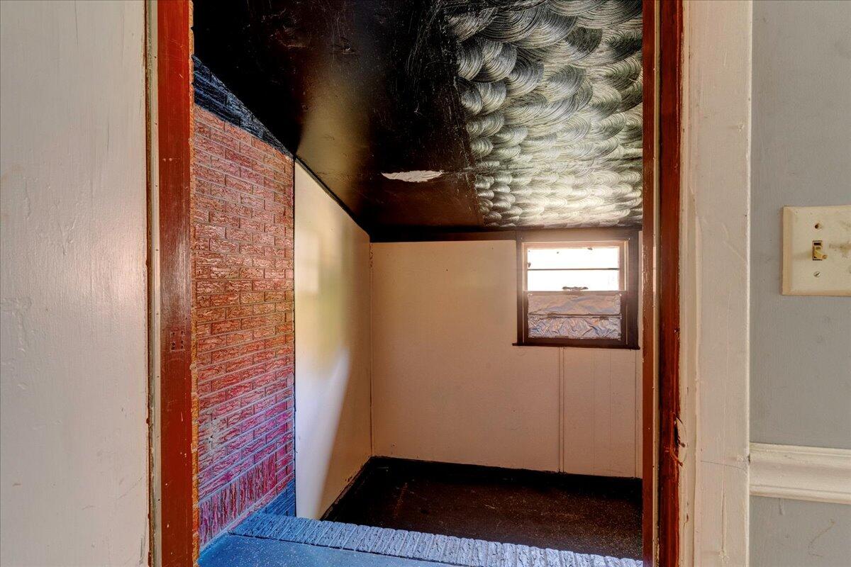 4523 W Montague Avenue