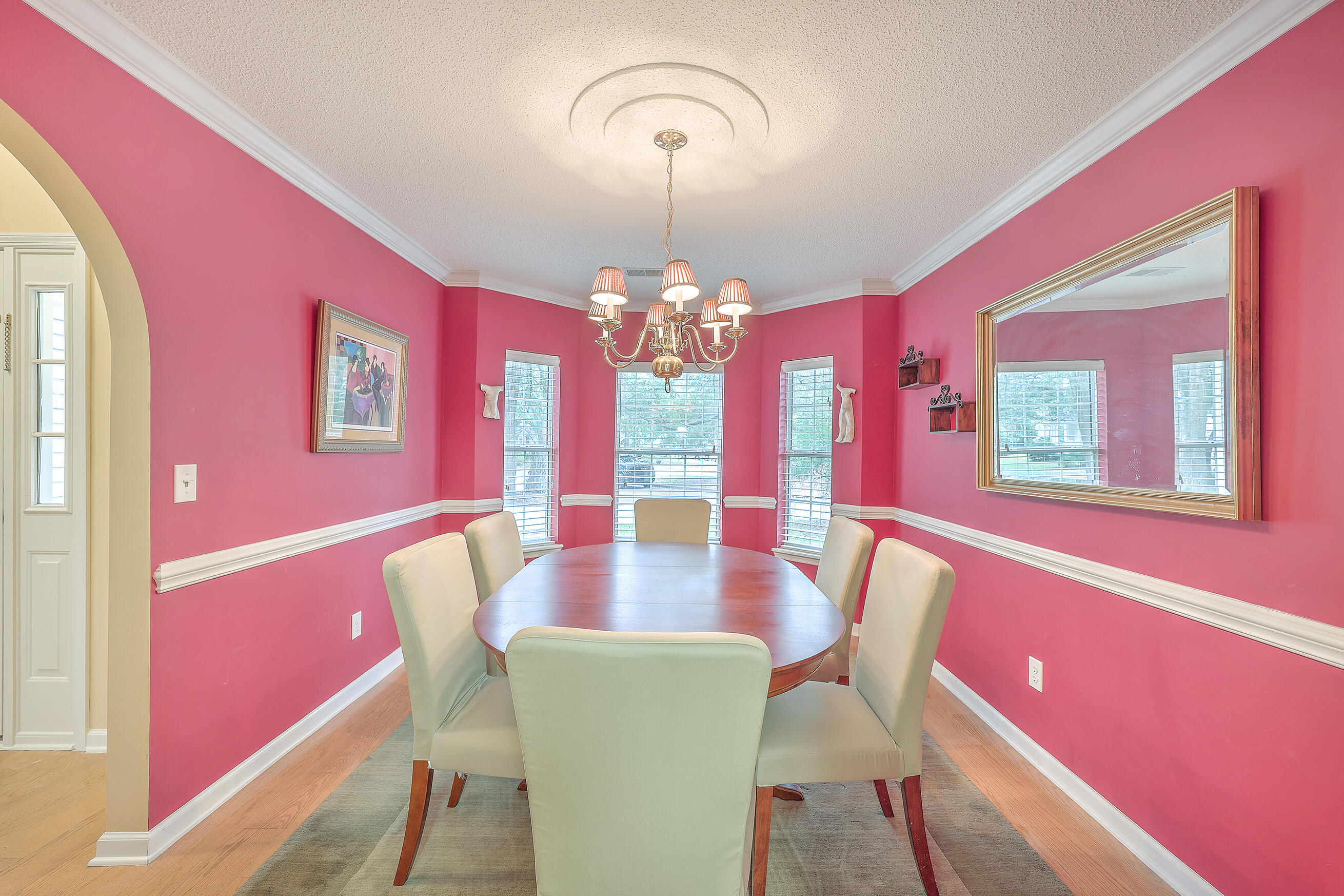 663 Majestic Oaks Drive