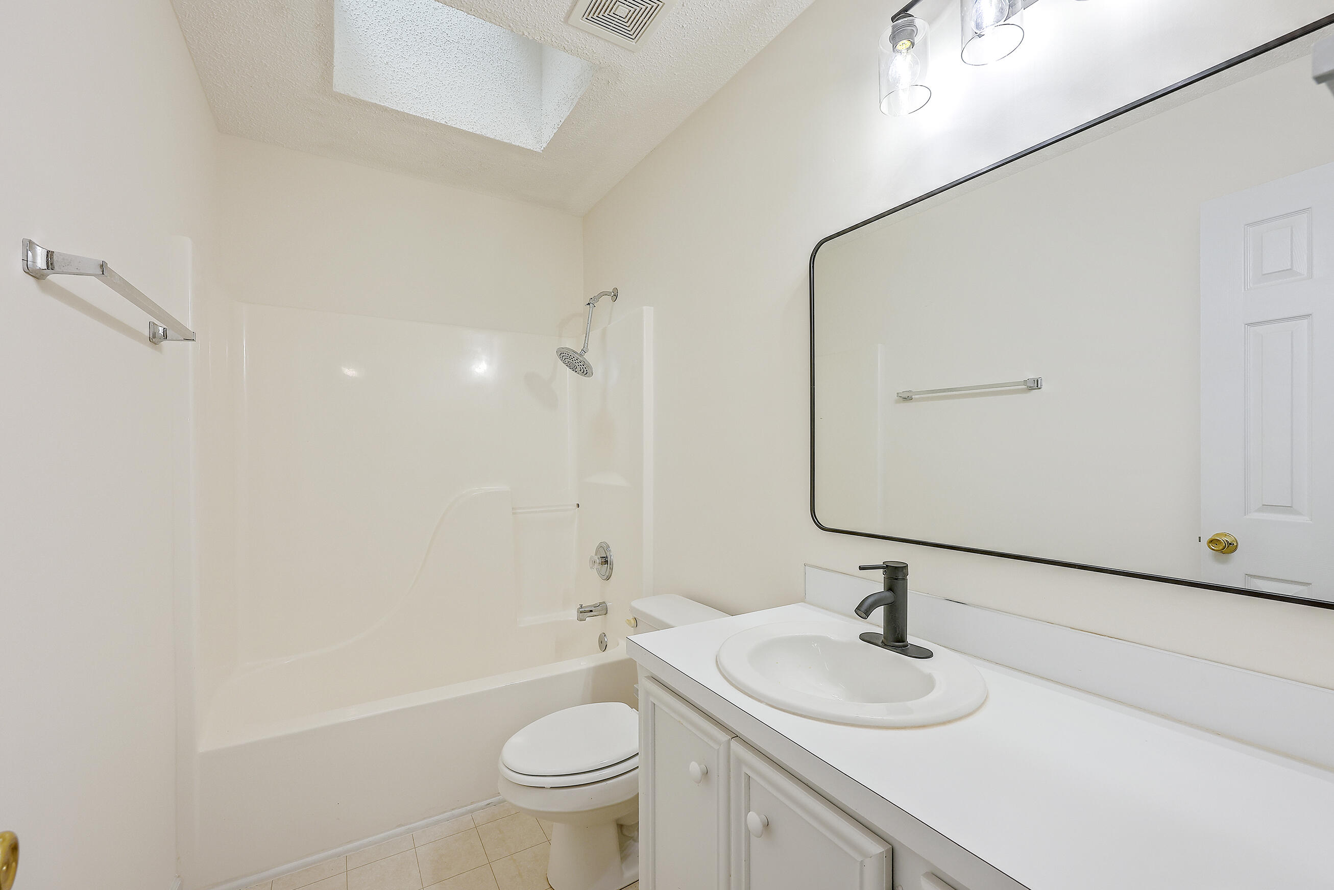 663 Majestic Oaks Drive