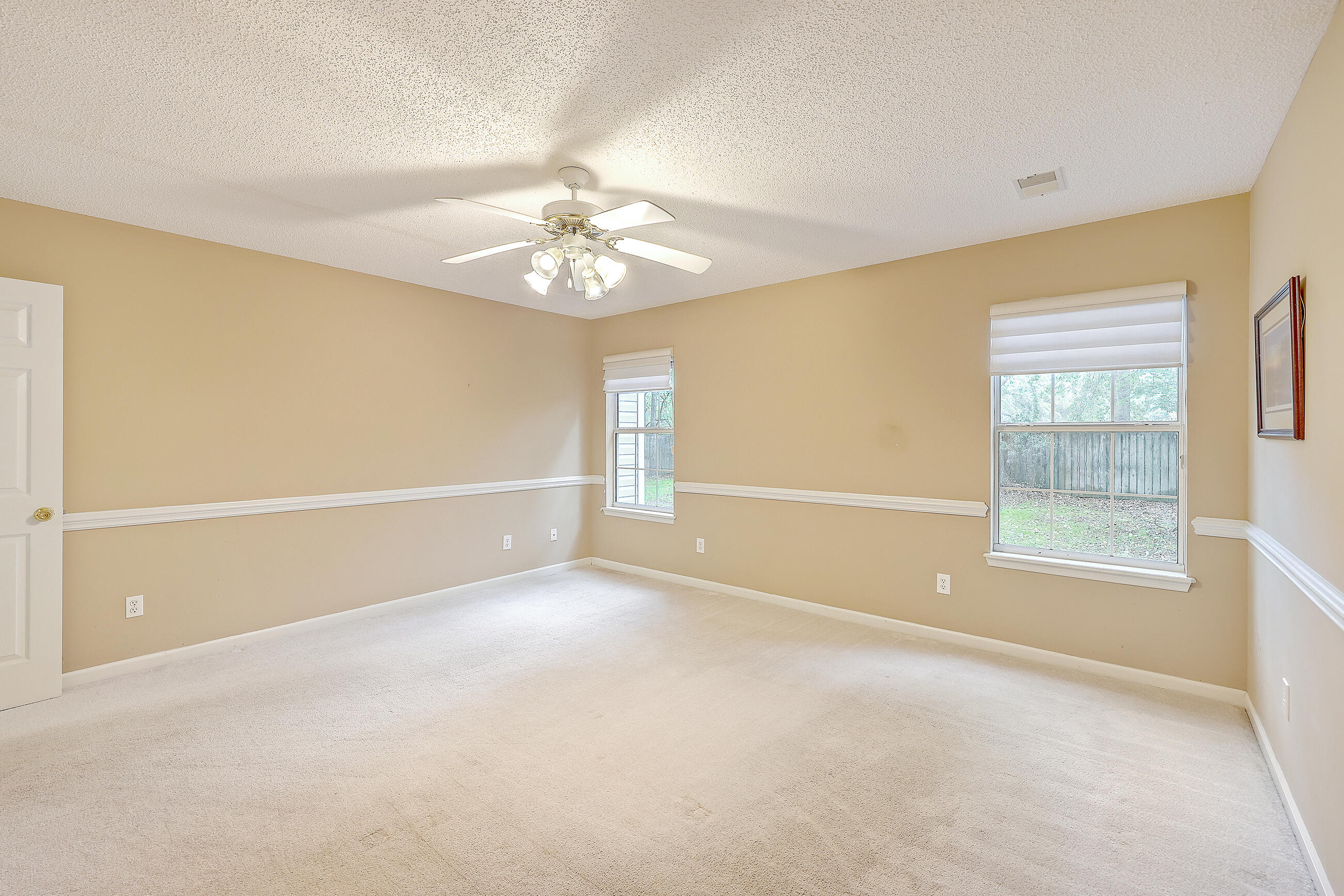 663 Majestic Oaks Drive