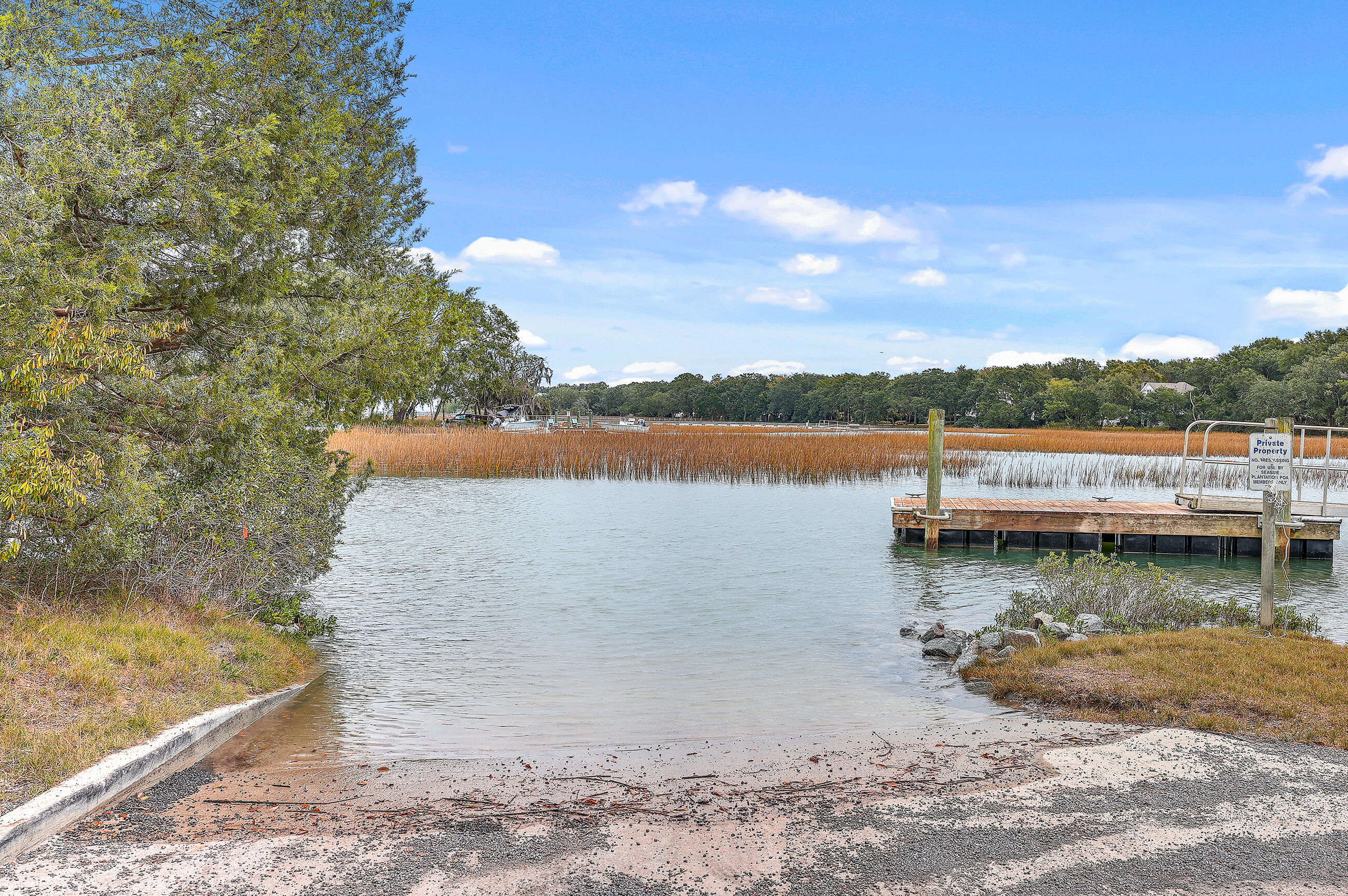 663 Majestic Oaks Drive