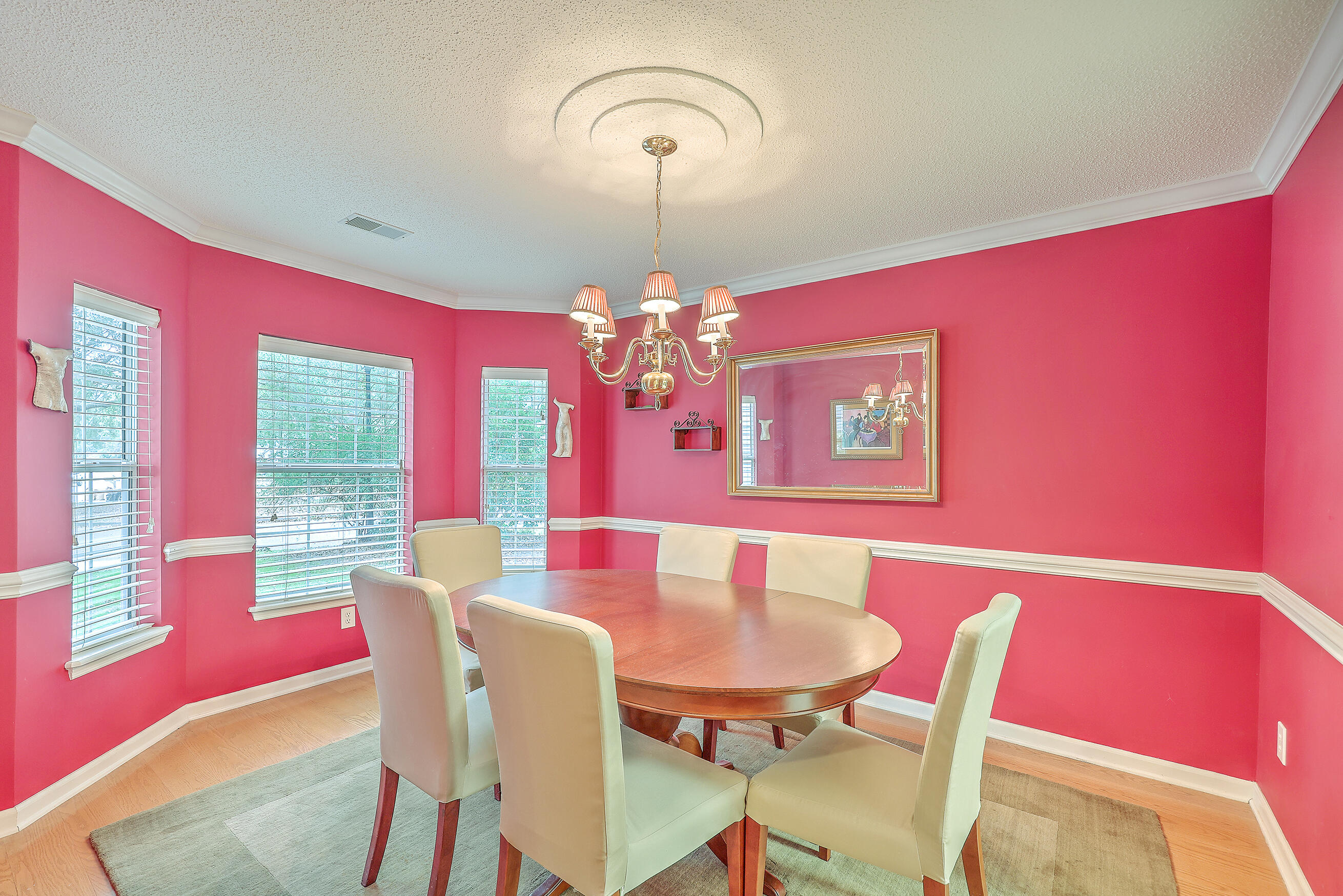 663 Majestic Oaks Drive