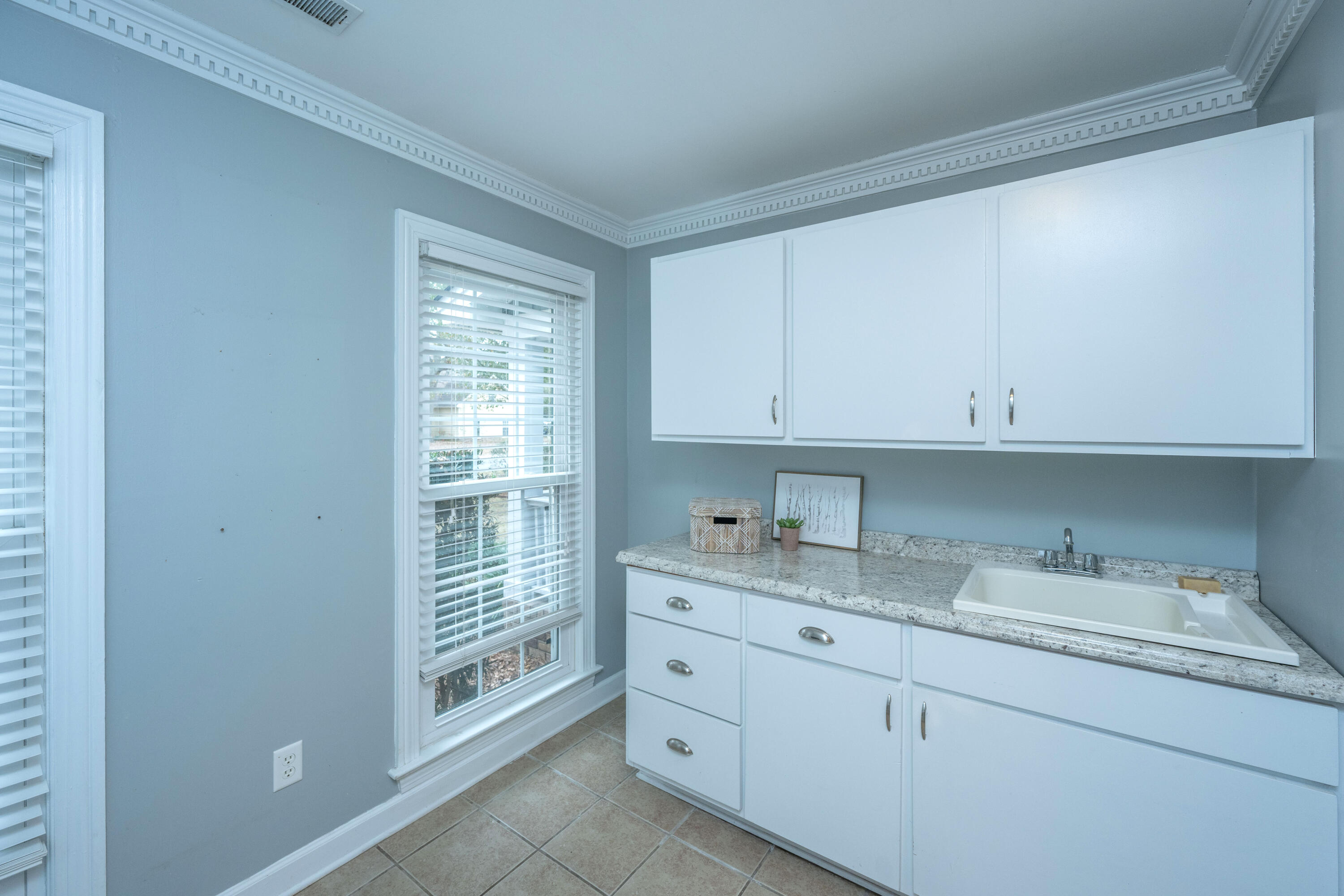 1003 Harbortowne Road