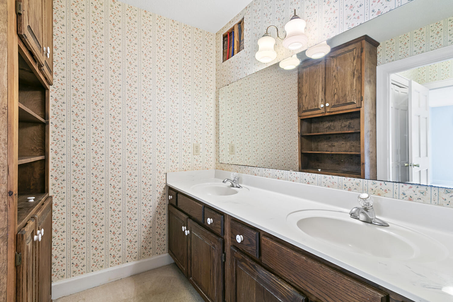 108 Westminster Avenue