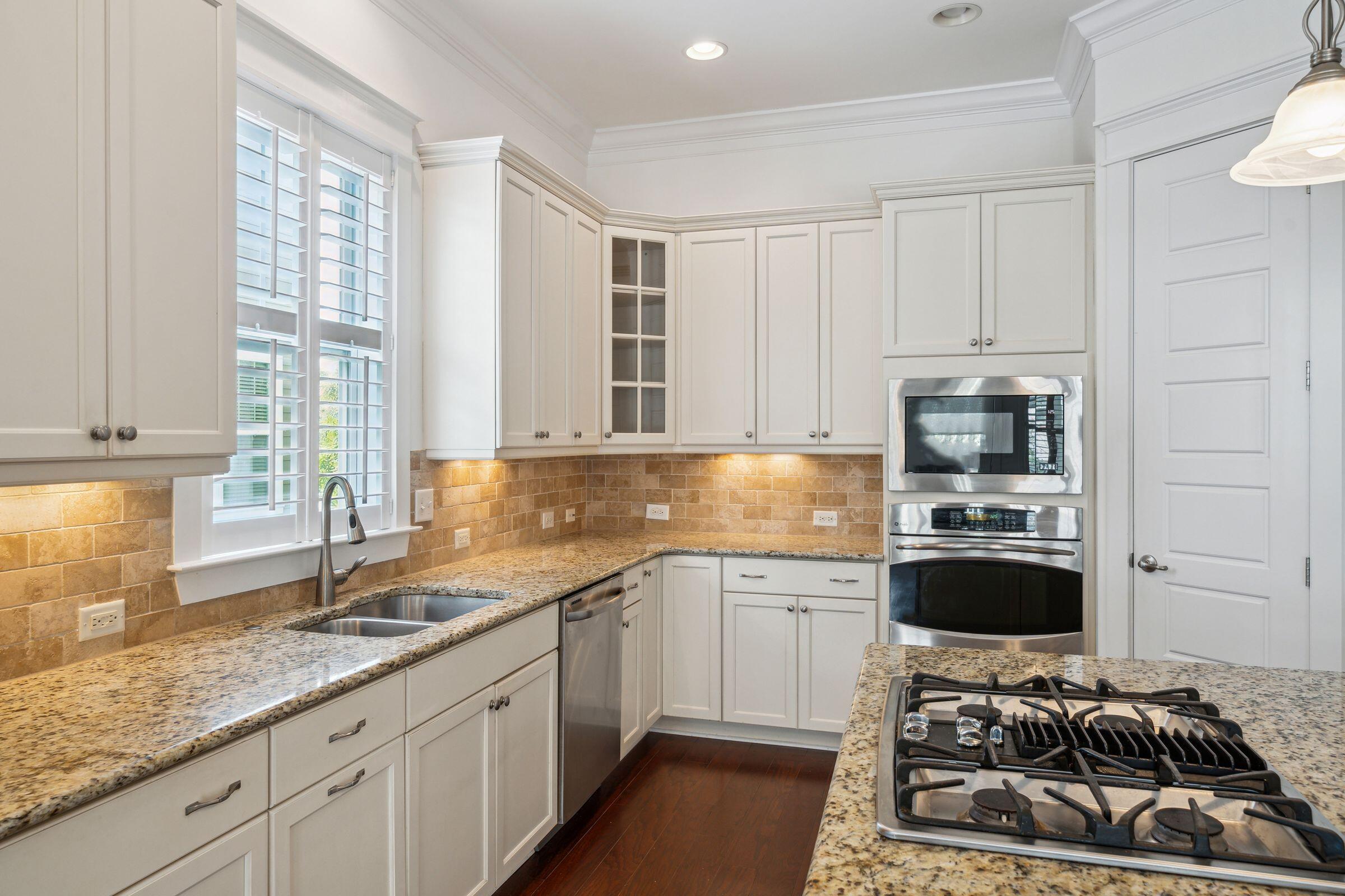 2514 Daniel Island Drive