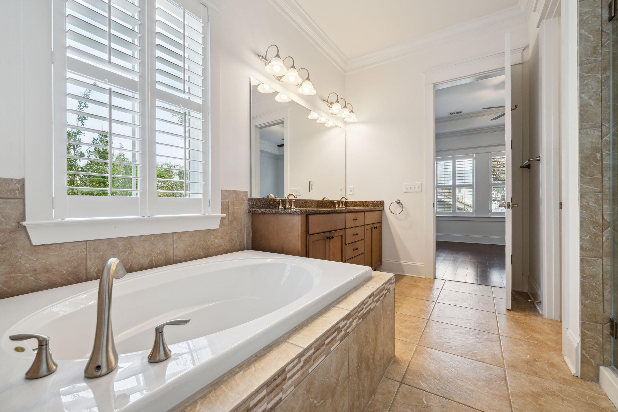 2514 Daniel Island Drive