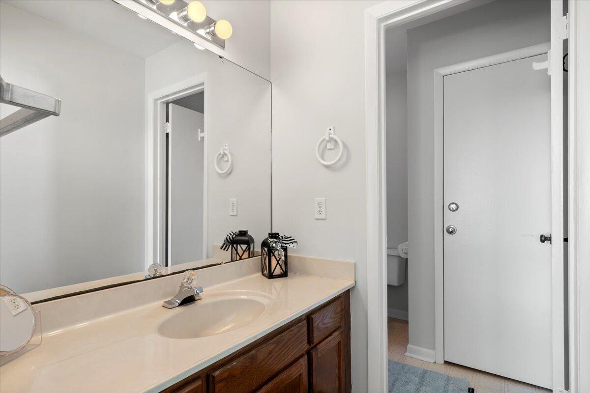 226 Little Oak Island Drive