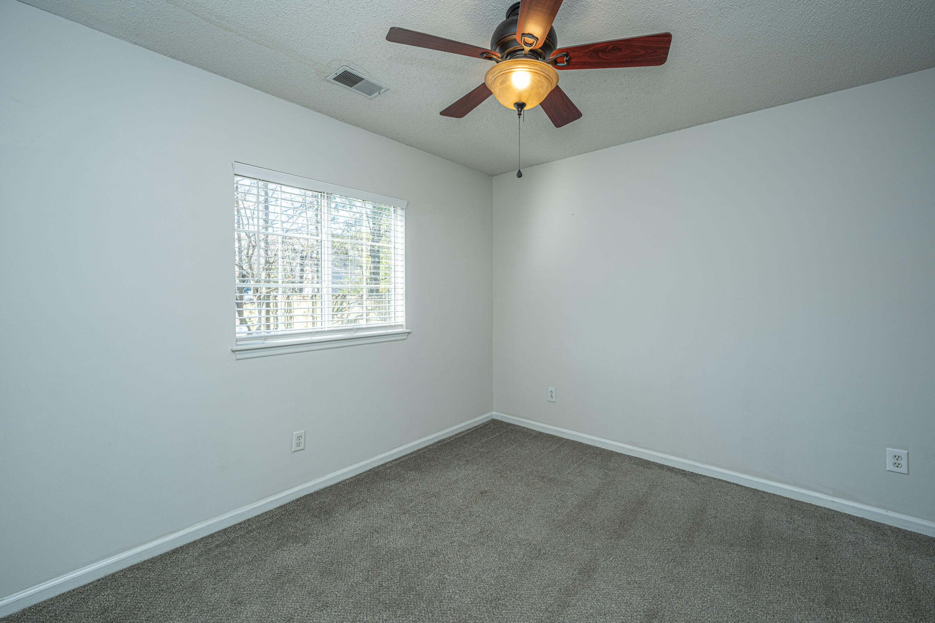 17 Regency Oaks Drive