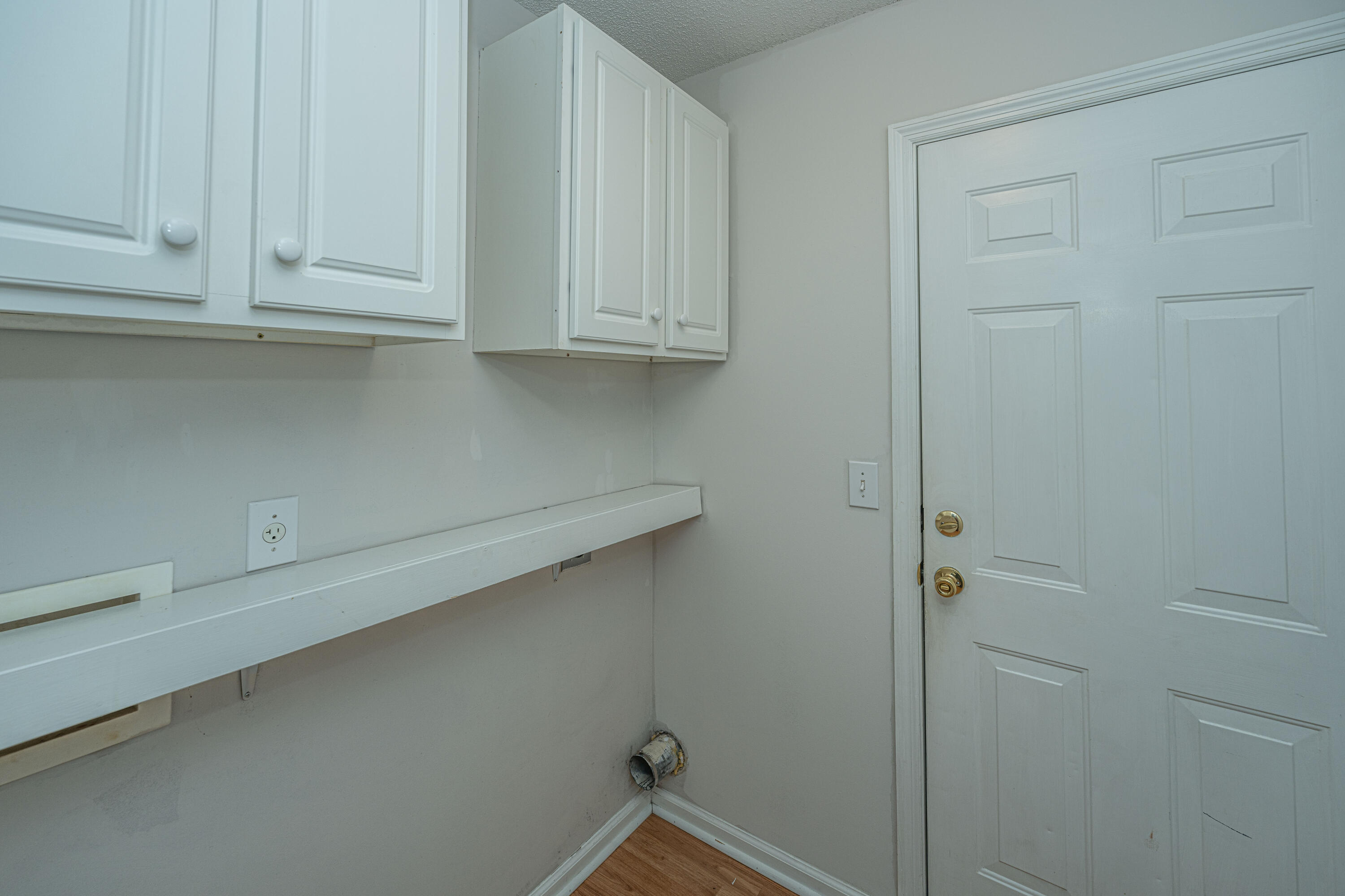 17 Regency Oaks Drive