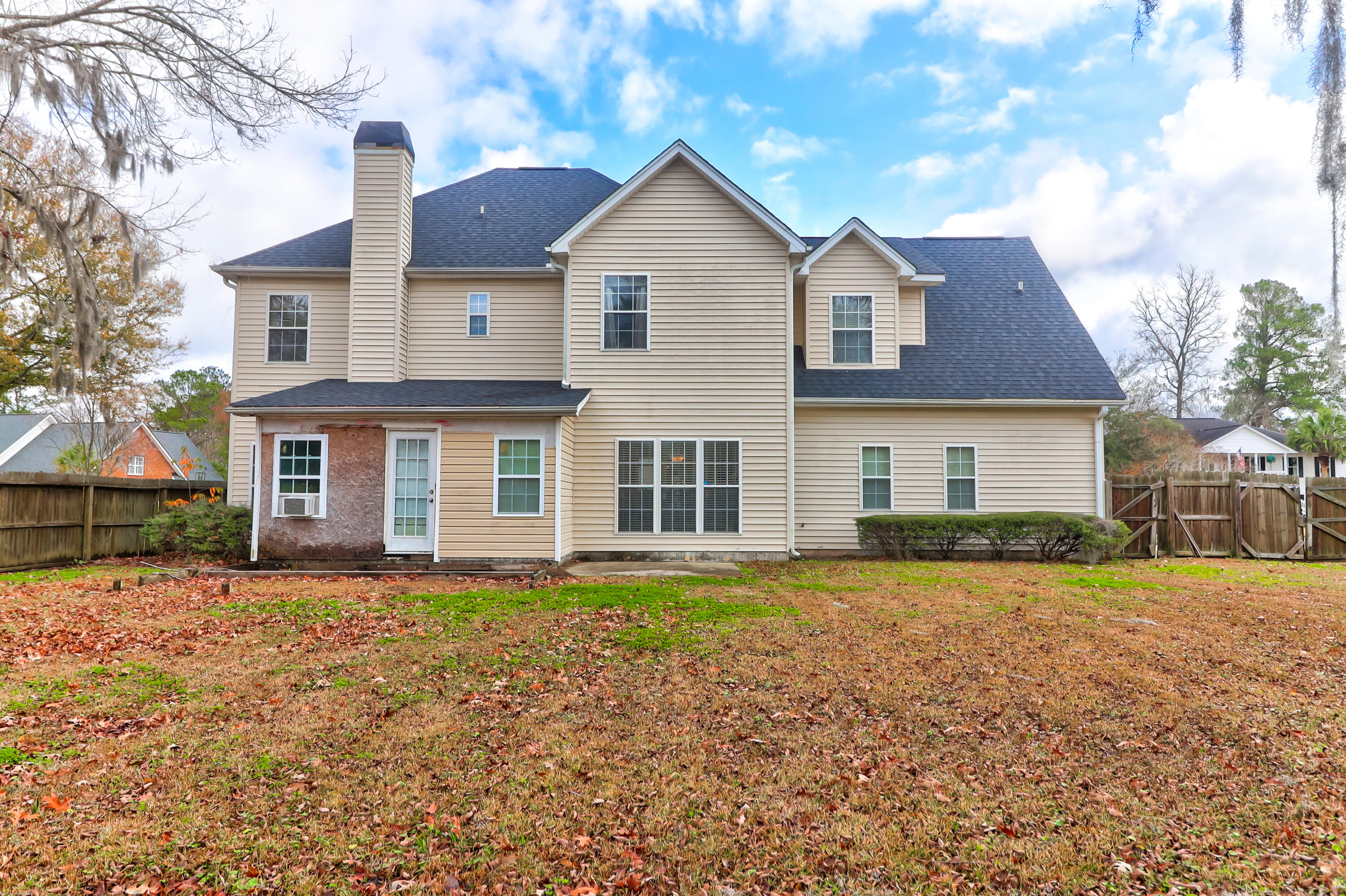 168 Shadowmoss Parkway