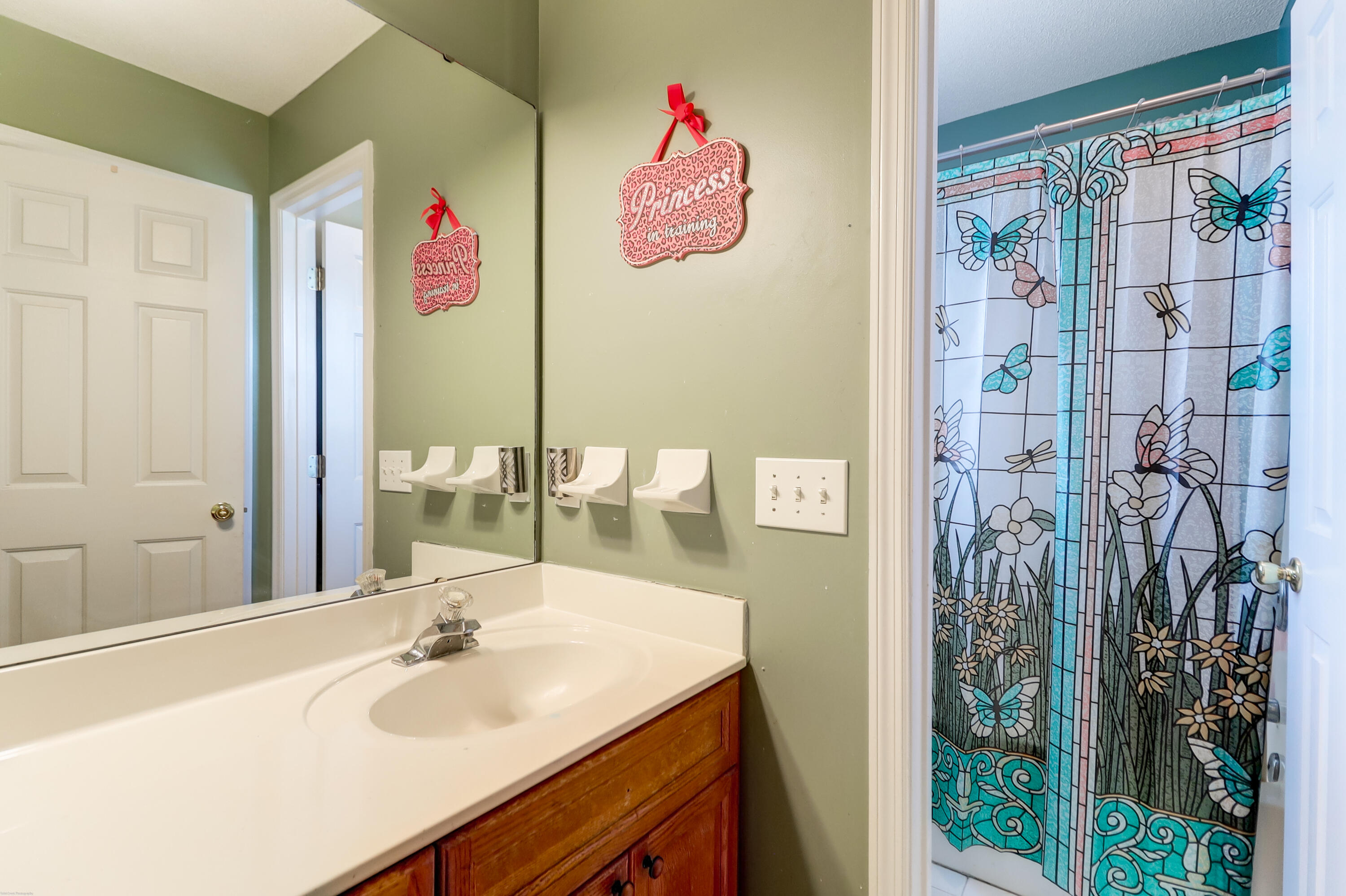 168 Shadowmoss Parkway