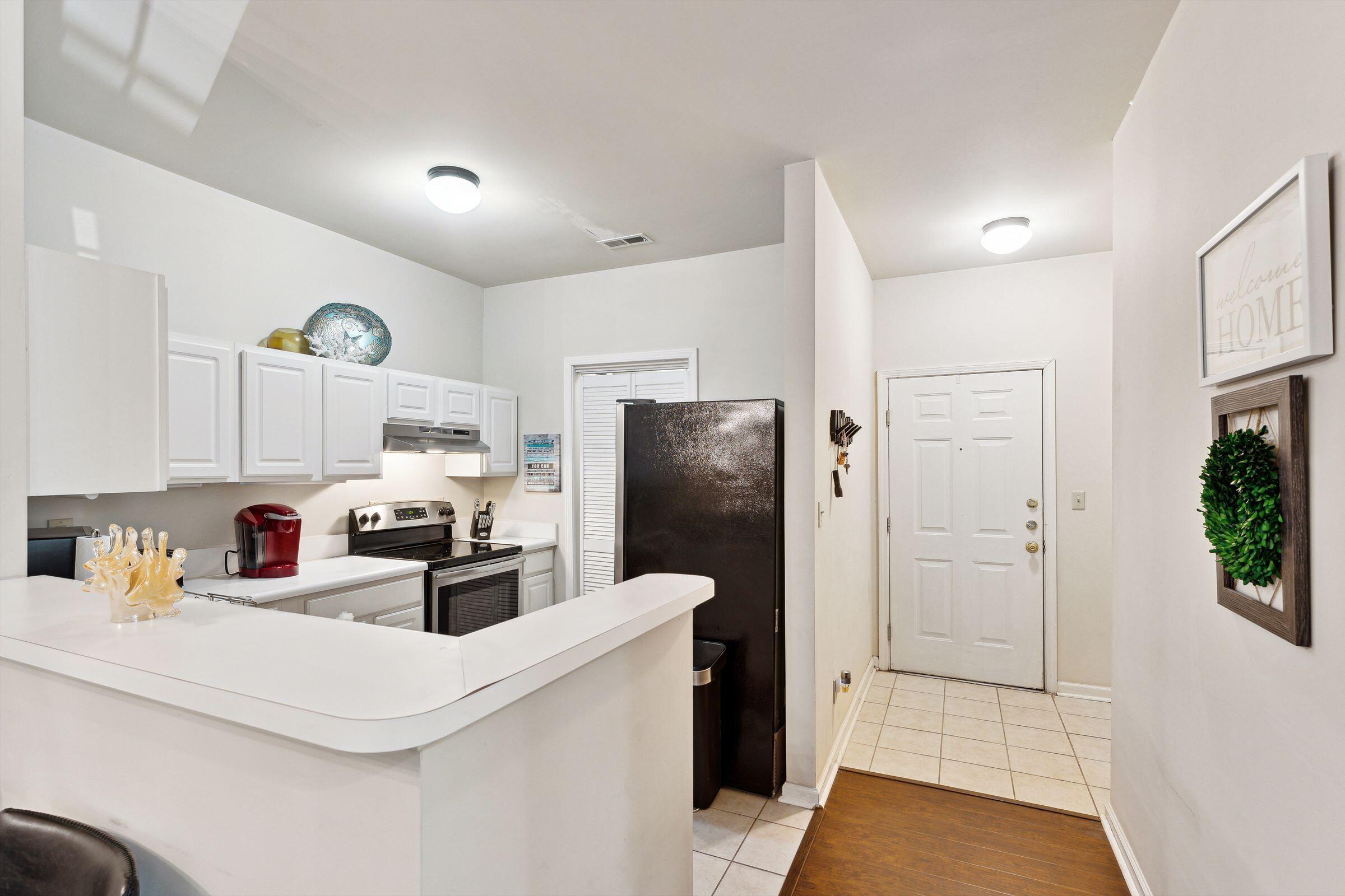 1600 Long Grove Drive # 1711