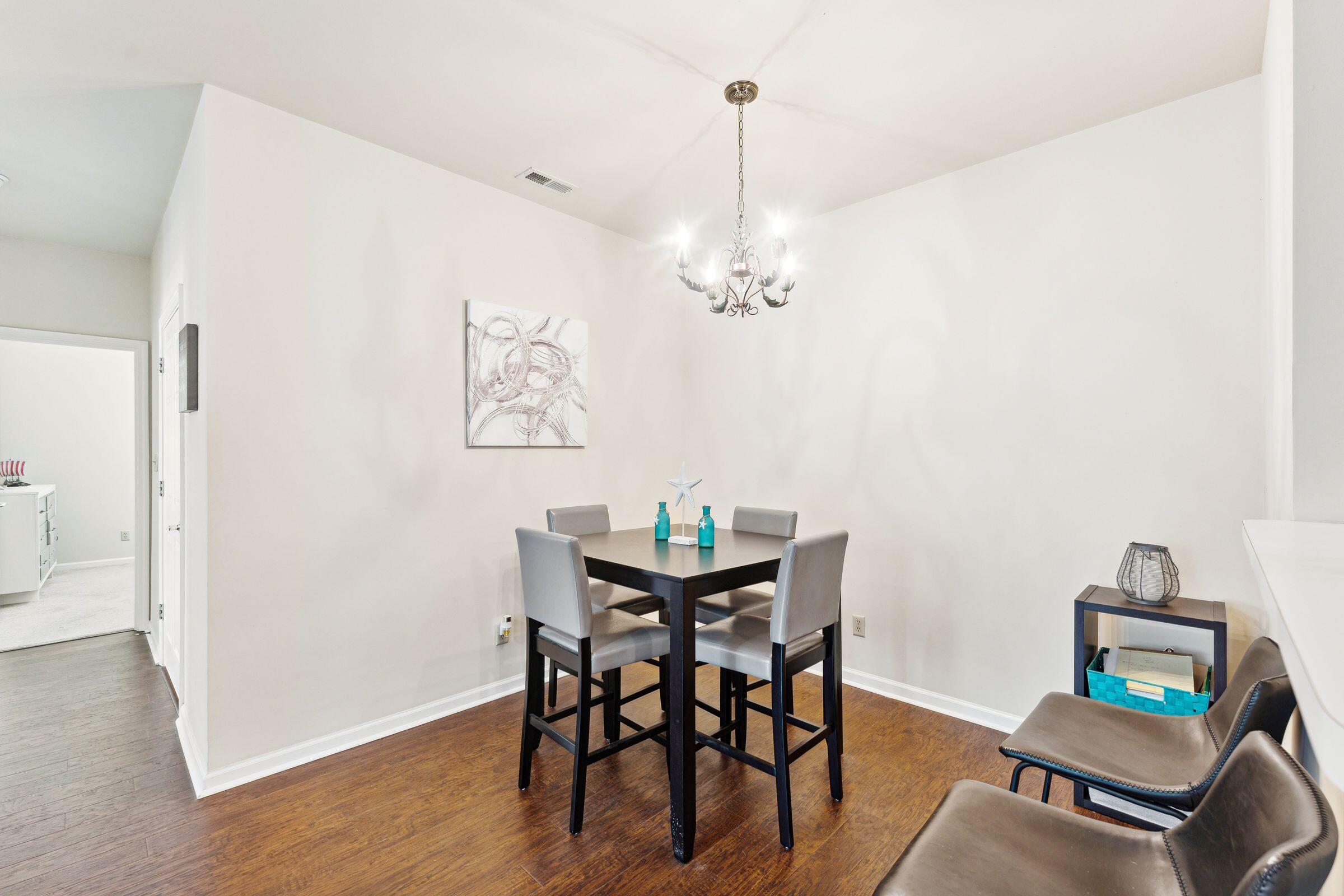 1600 Long Grove Drive # 1711