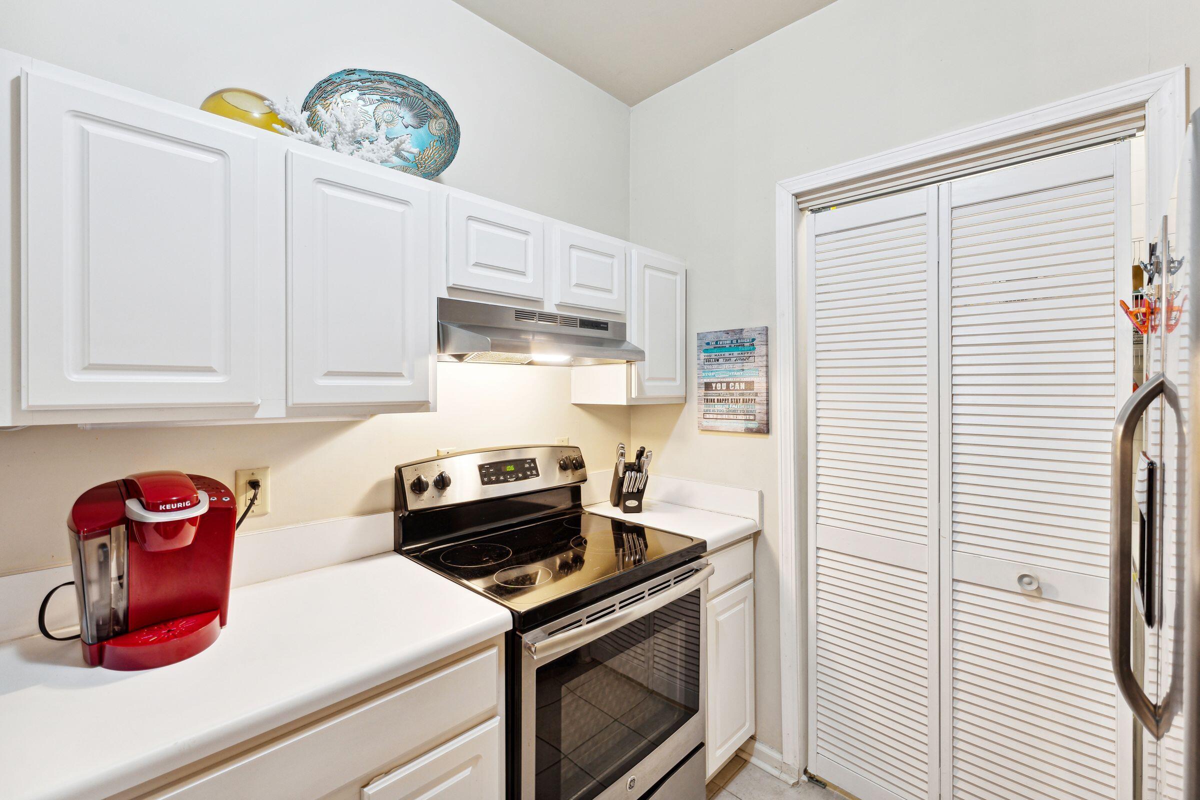 1600 Long Grove Drive # 1711