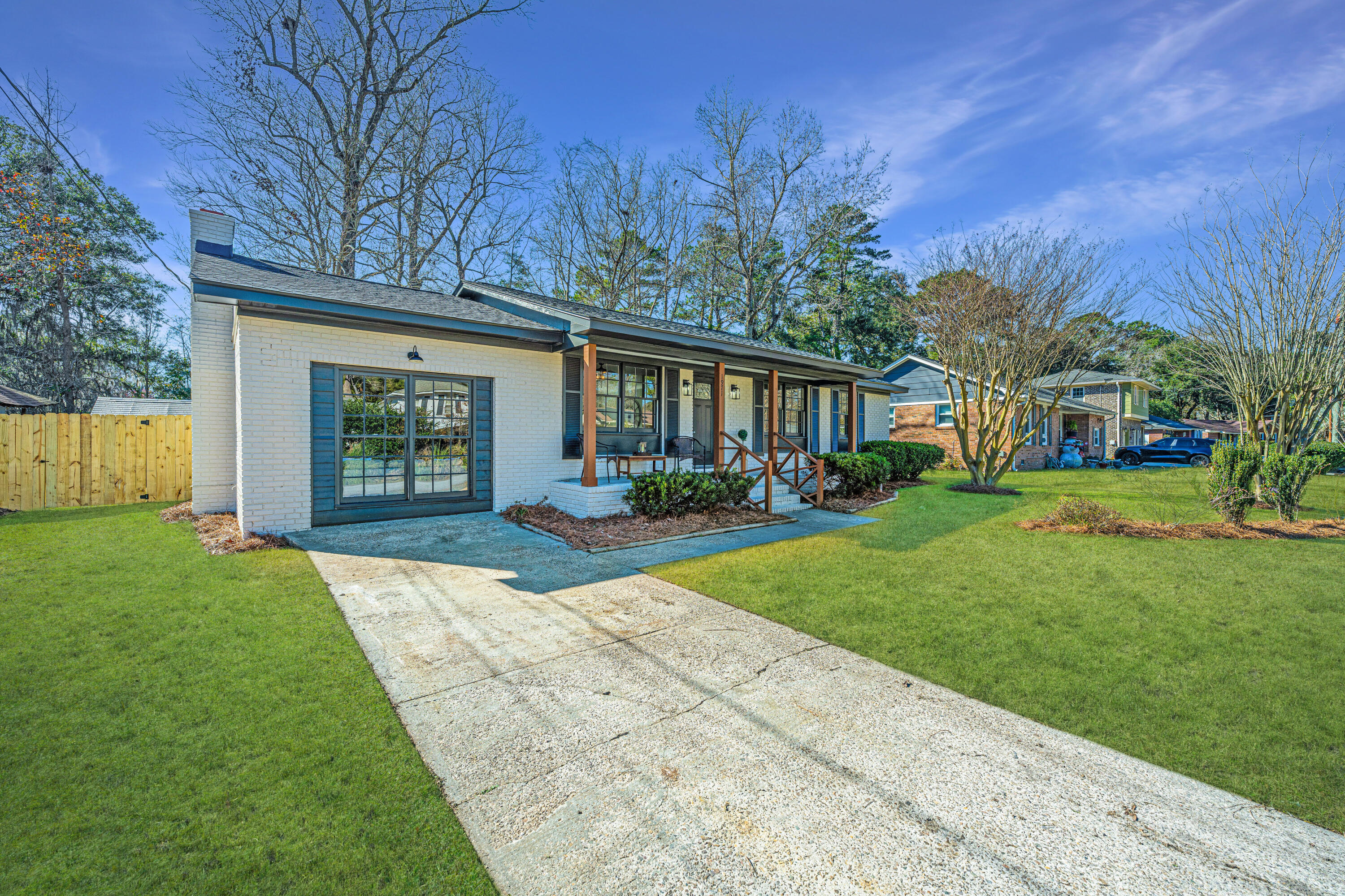 1971 Green Park Avenue