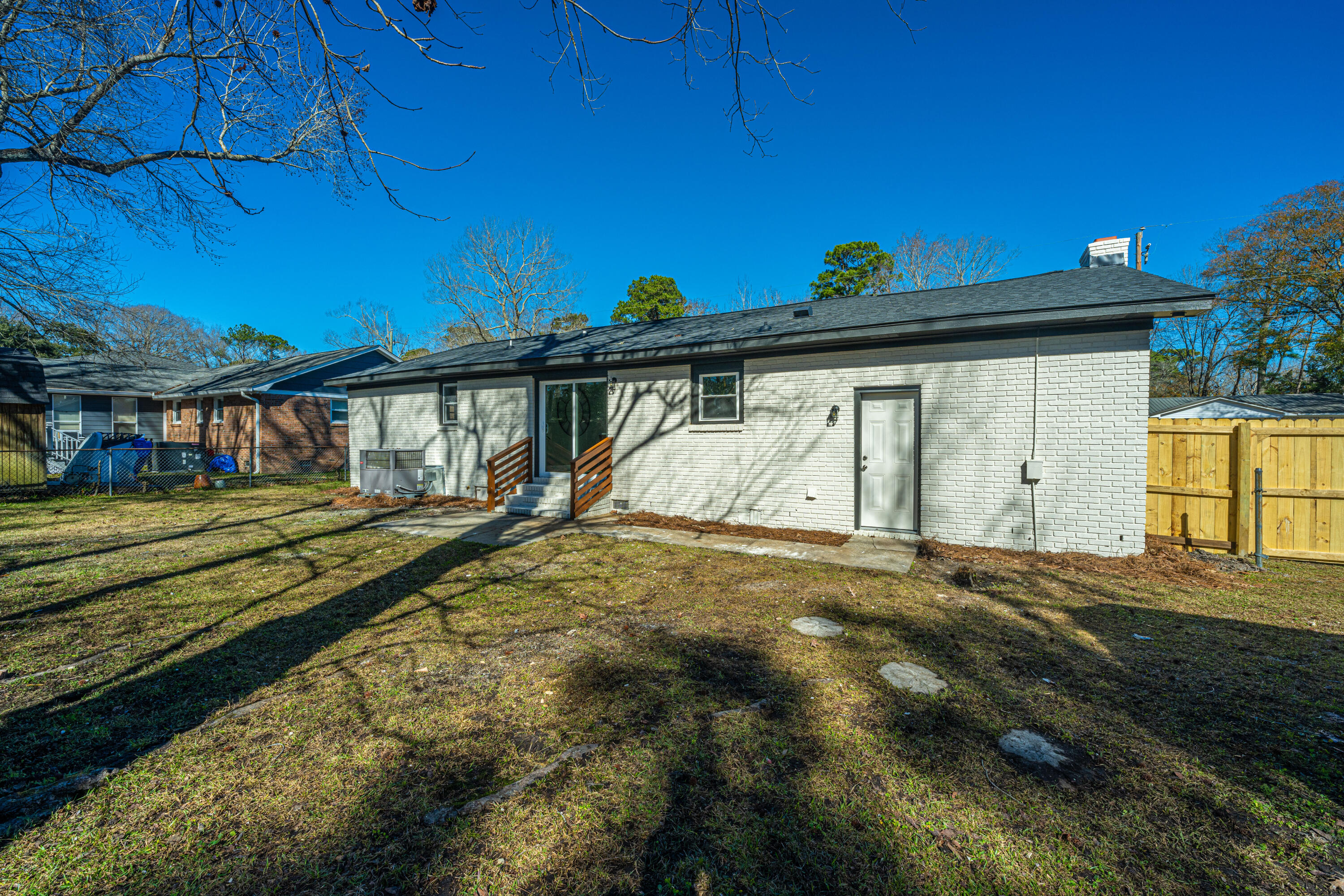 1971 Green Park Avenue