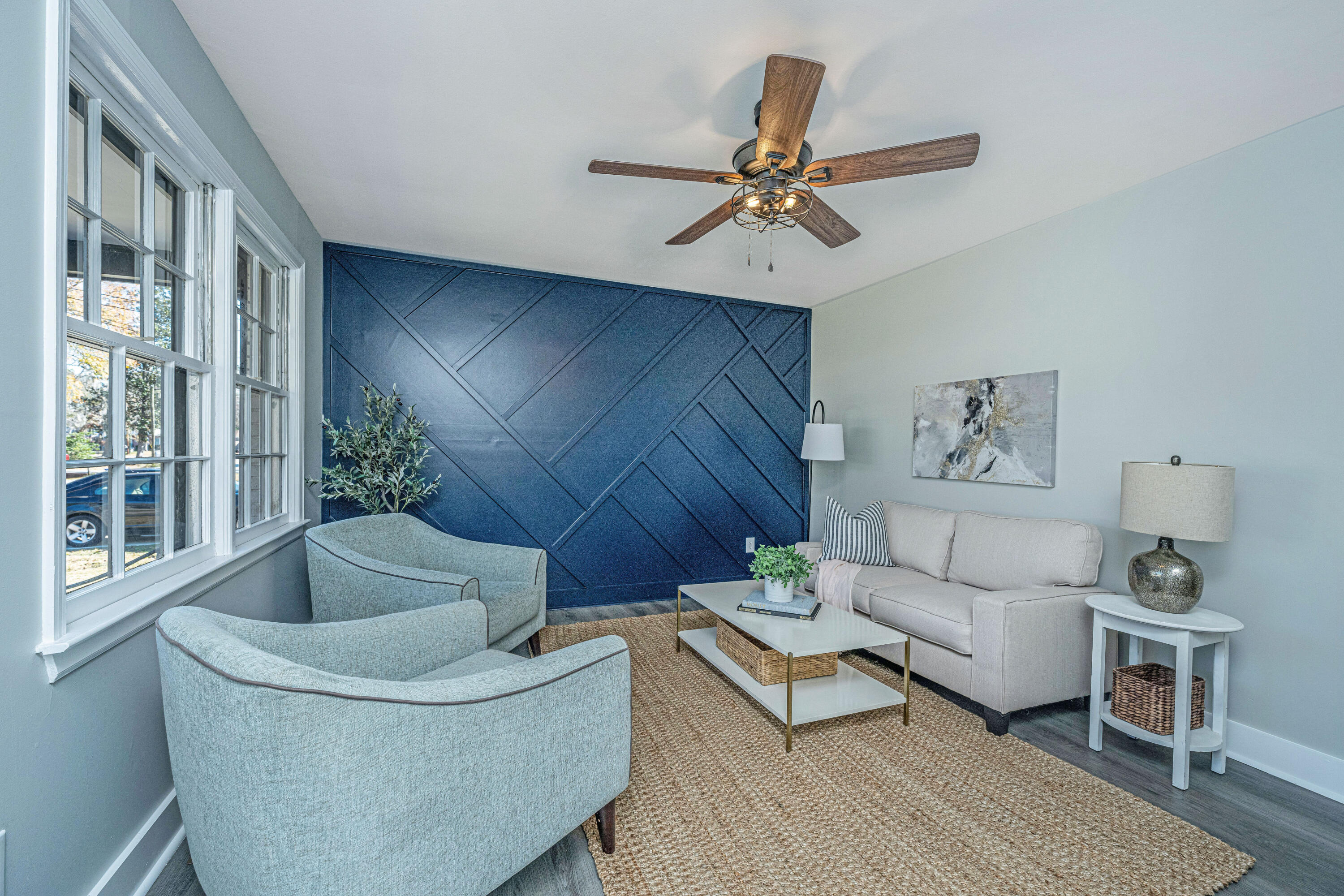 1971 Green Park Avenue