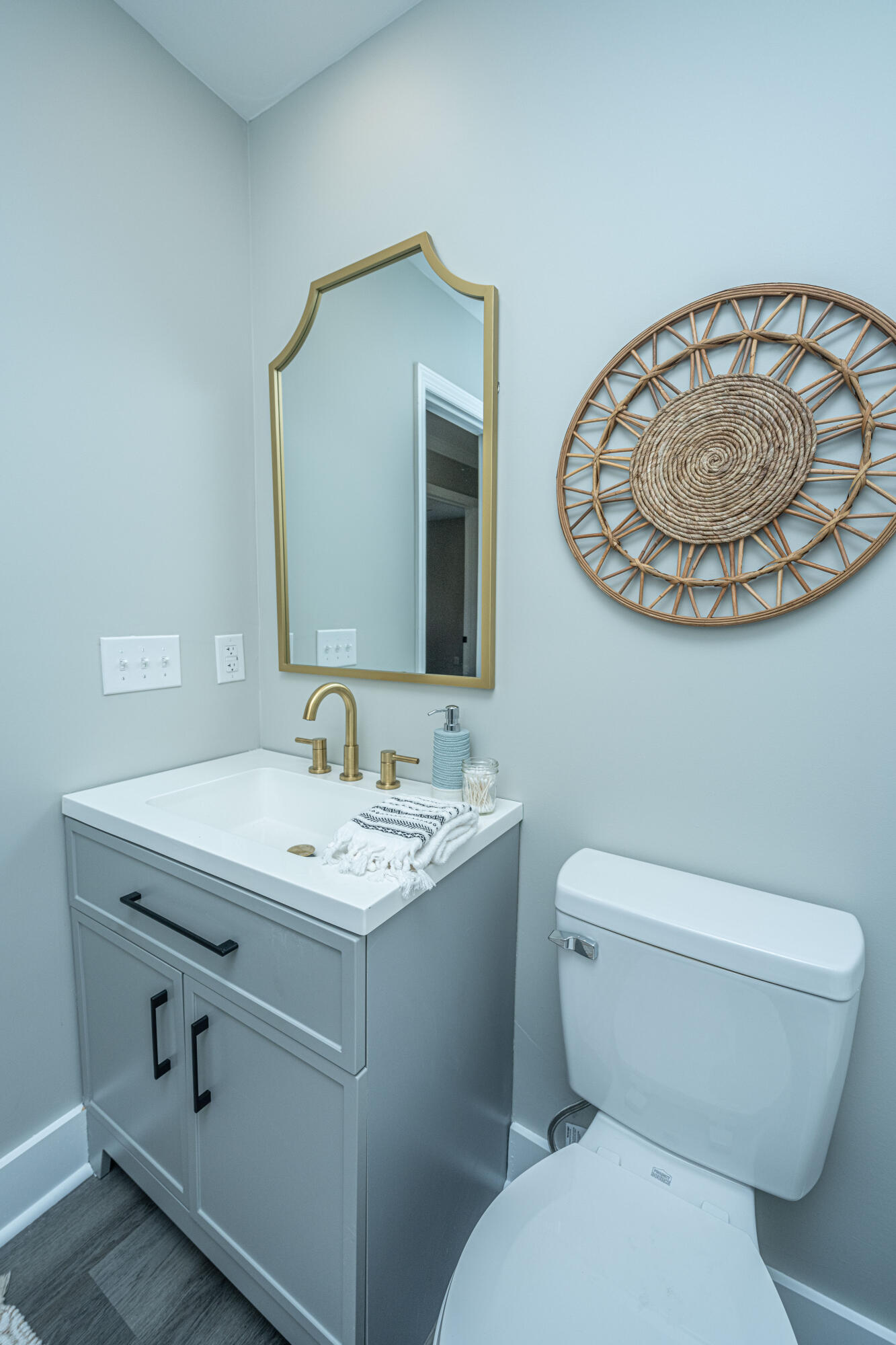 1971 Green Park Avenue