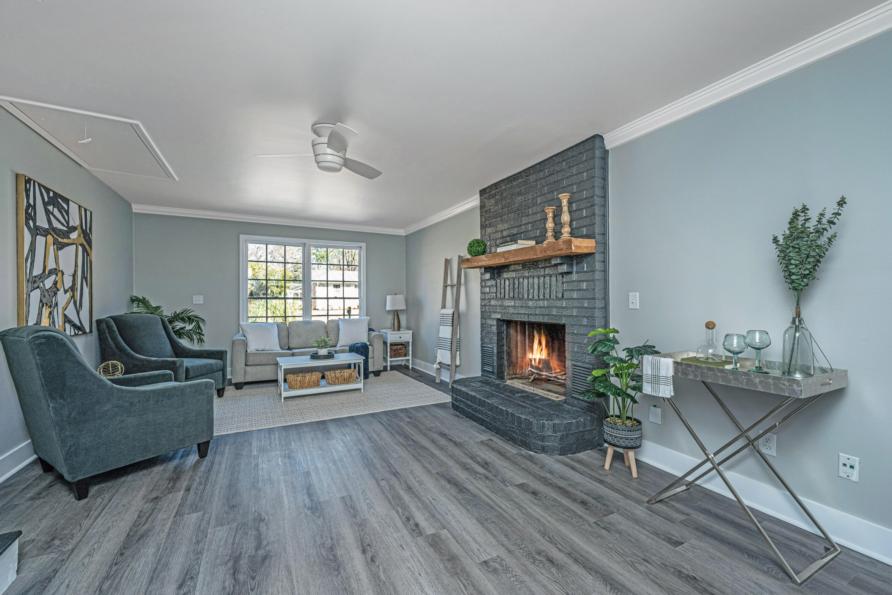 1971 Green Park Avenue