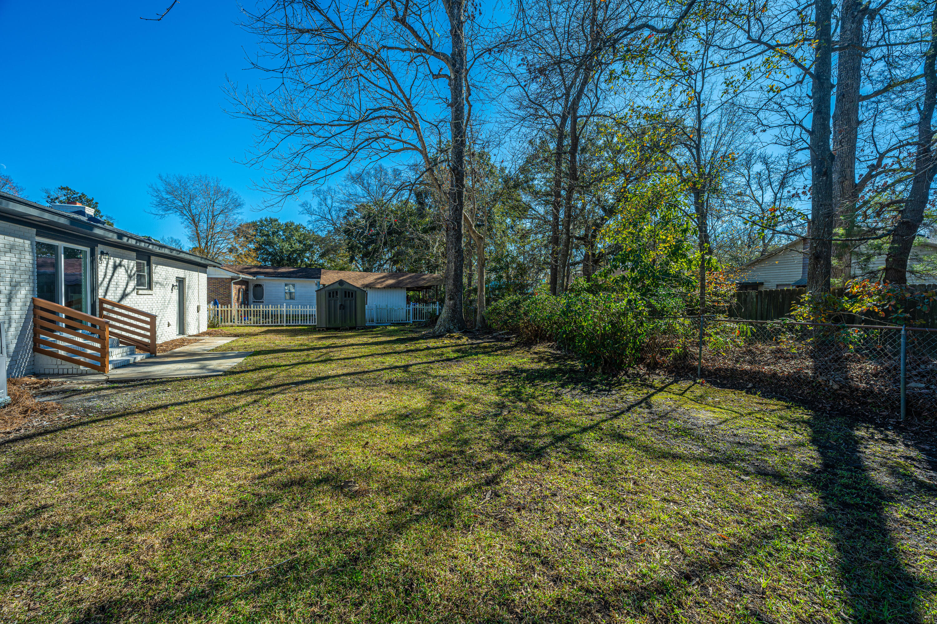 1971 Green Park Avenue