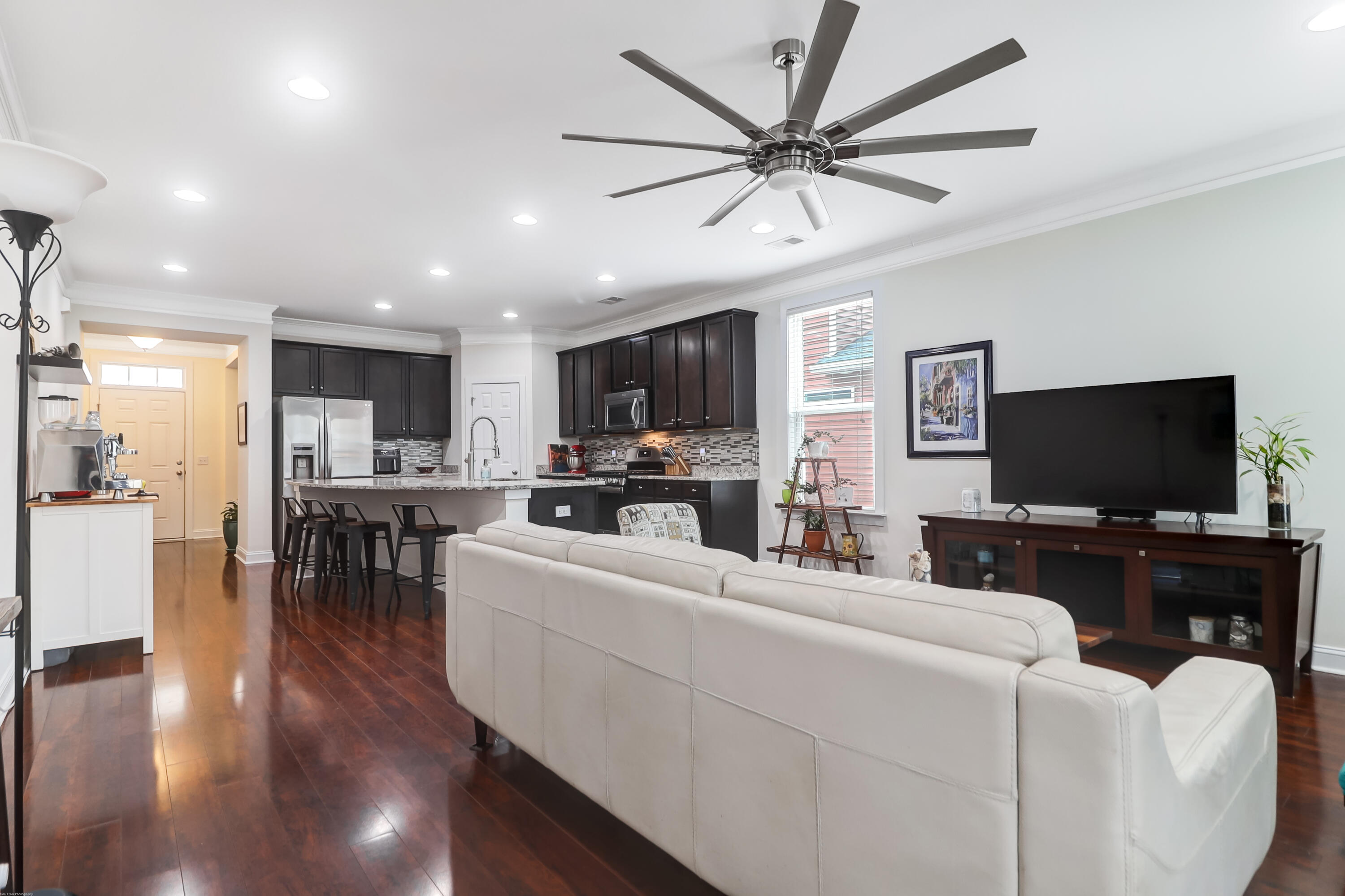 3042 Moonlight Drive