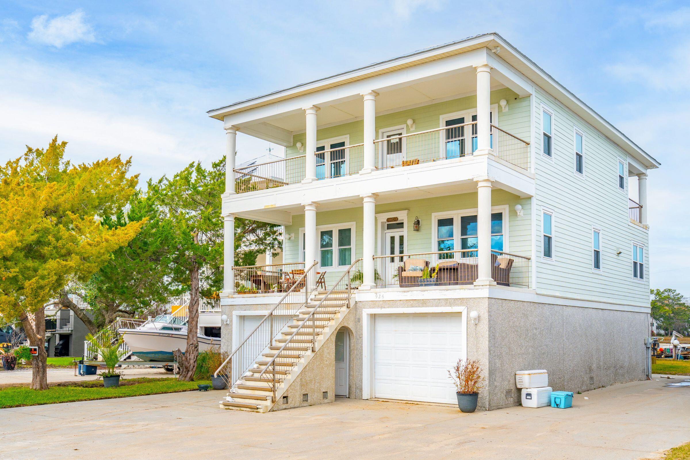 926 W Oceanview Road