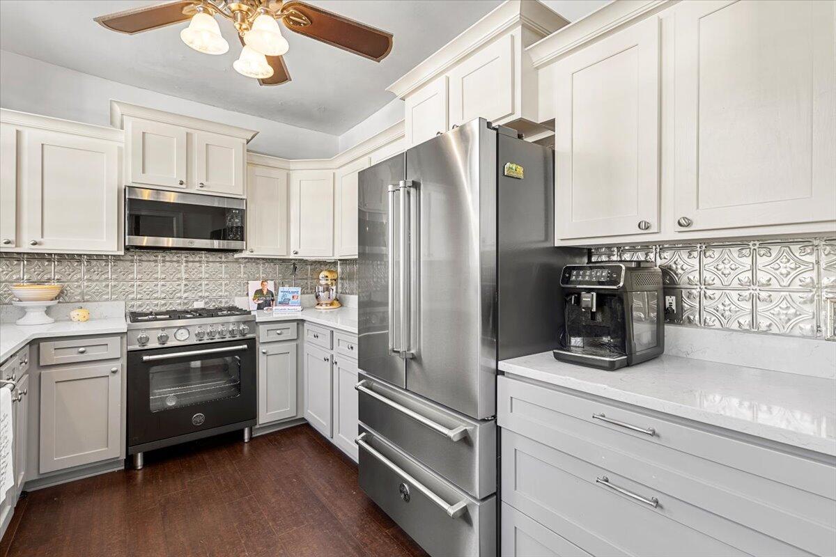 18 Savage Street # B