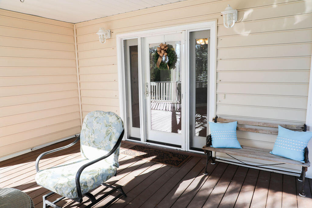 8513 Oyster Factory Road