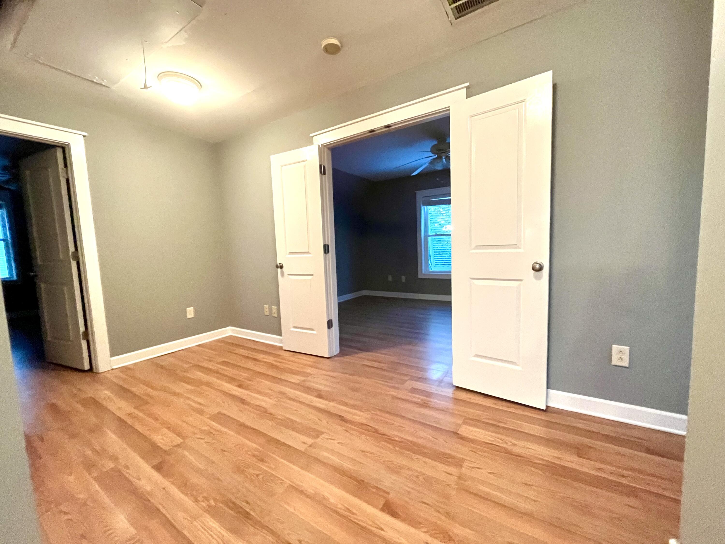 8513 Oyster Factory Road