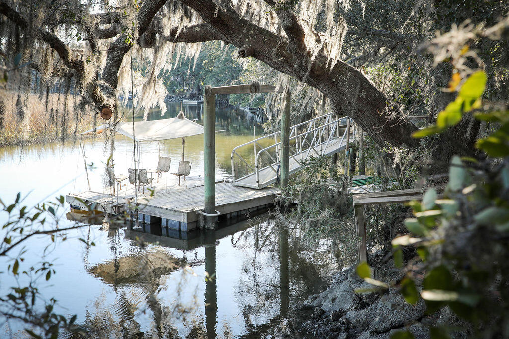 8513 Oyster Factory Road