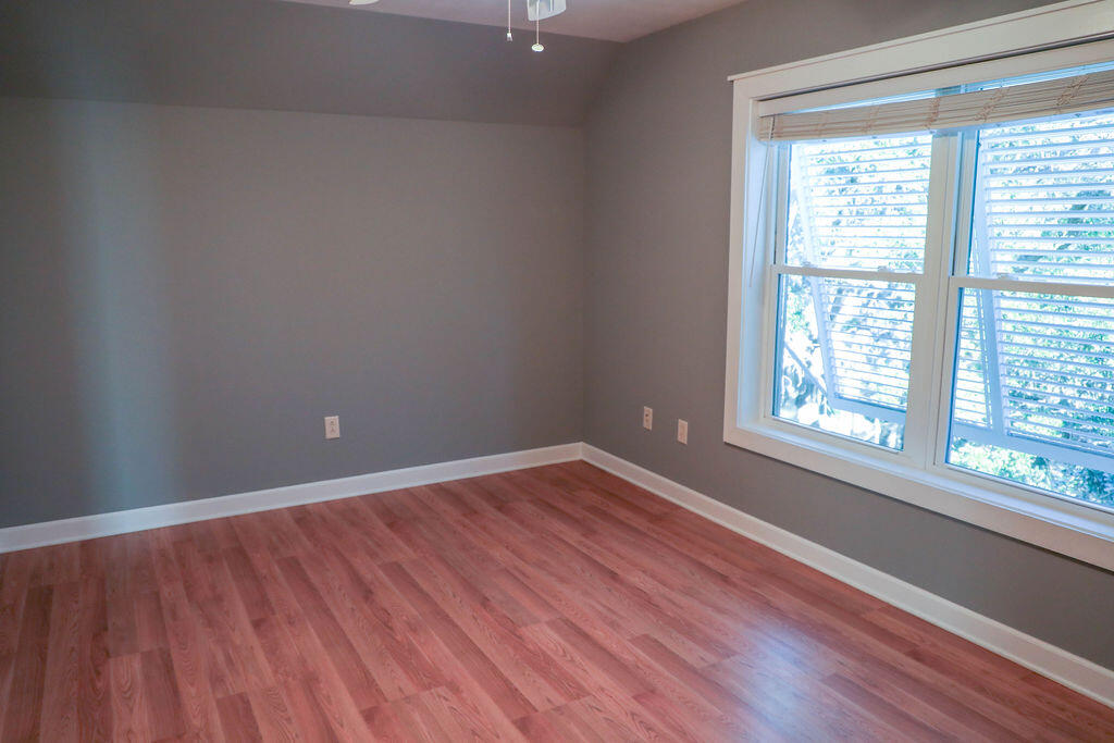 8513 Oyster Factory Road