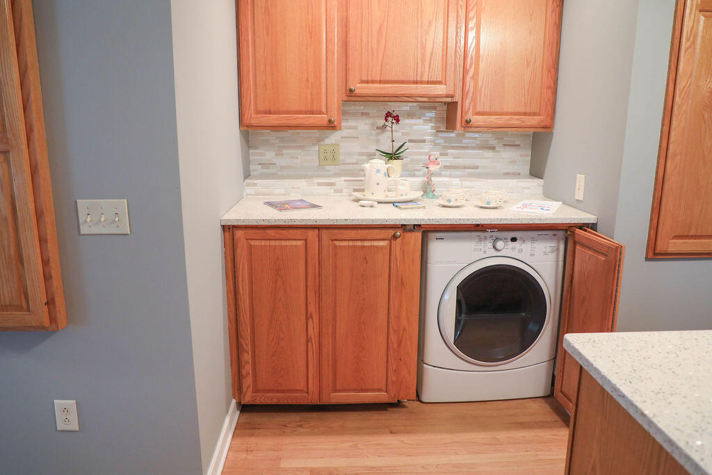 8513 Oyster Factory Road