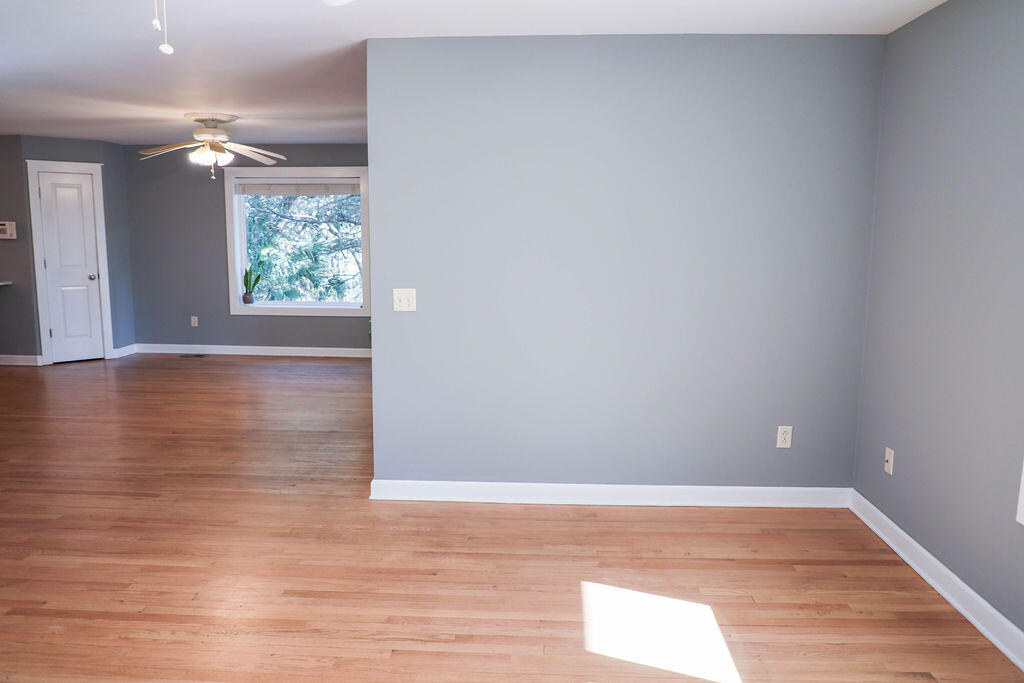 8513 Oyster Factory Road