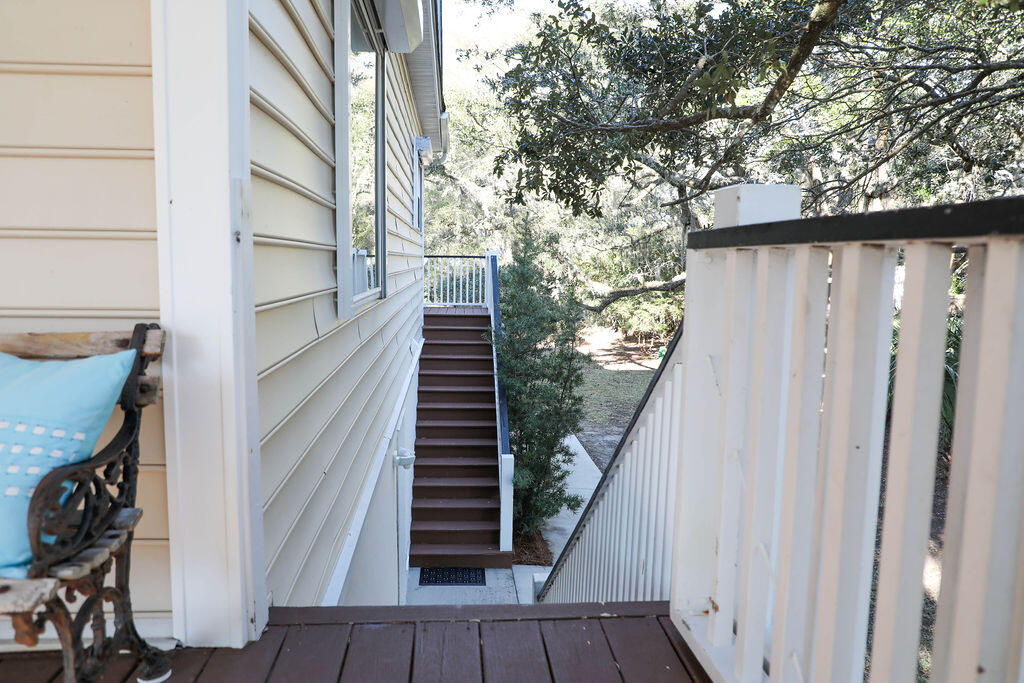 8513 Oyster Factory Road